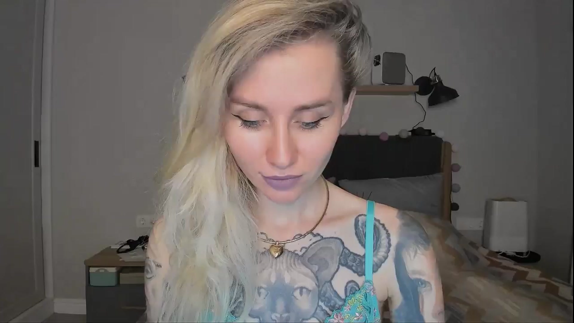 Gallery image thumbnail from Alexa_Smithhh's myfreecams stream on, 09/06/2024, 20:37 image 19 of 20