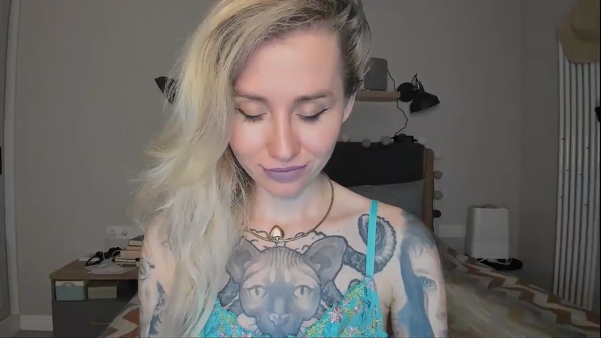 Gallery image thumbnail from Alexa_Smithhh's myfreecams stream on, 09/06/2024, 20:37 image 14 of 20