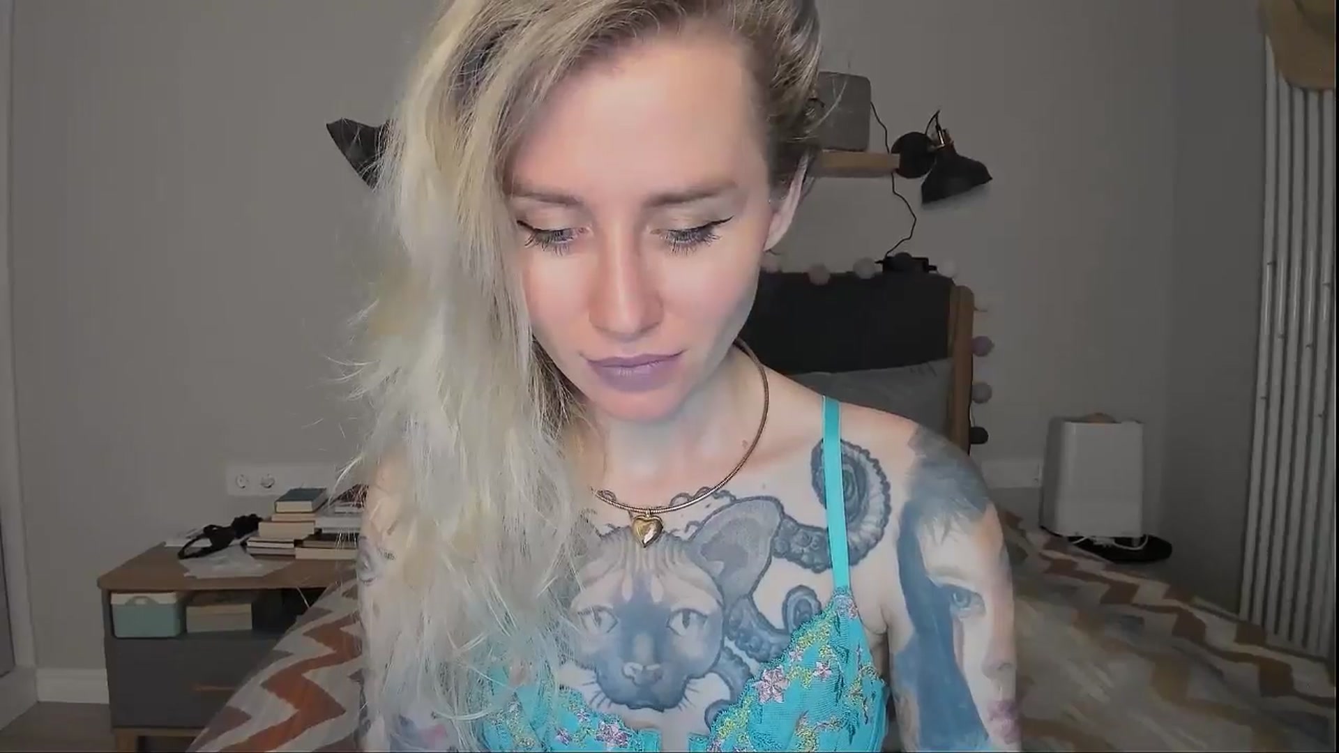 Gallery image thumbnail from Alexa_Smithhh's myfreecams stream on, 09/06/2024, 21:29 image 4 of 20