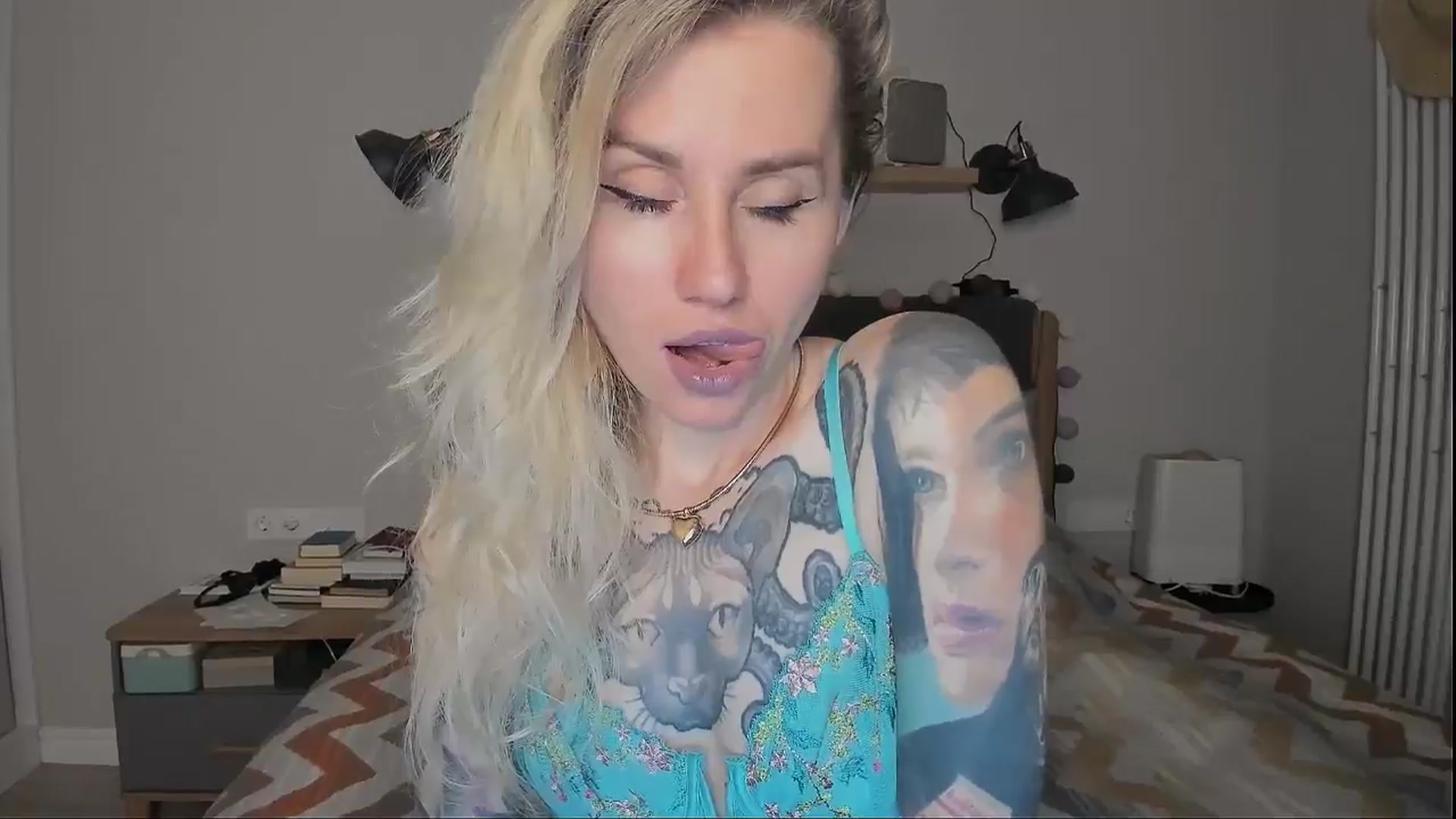 Gallery image thumbnail from Alexa_Smithhh's myfreecams stream on, 09/06/2024, 21:29 image 6 of 20
