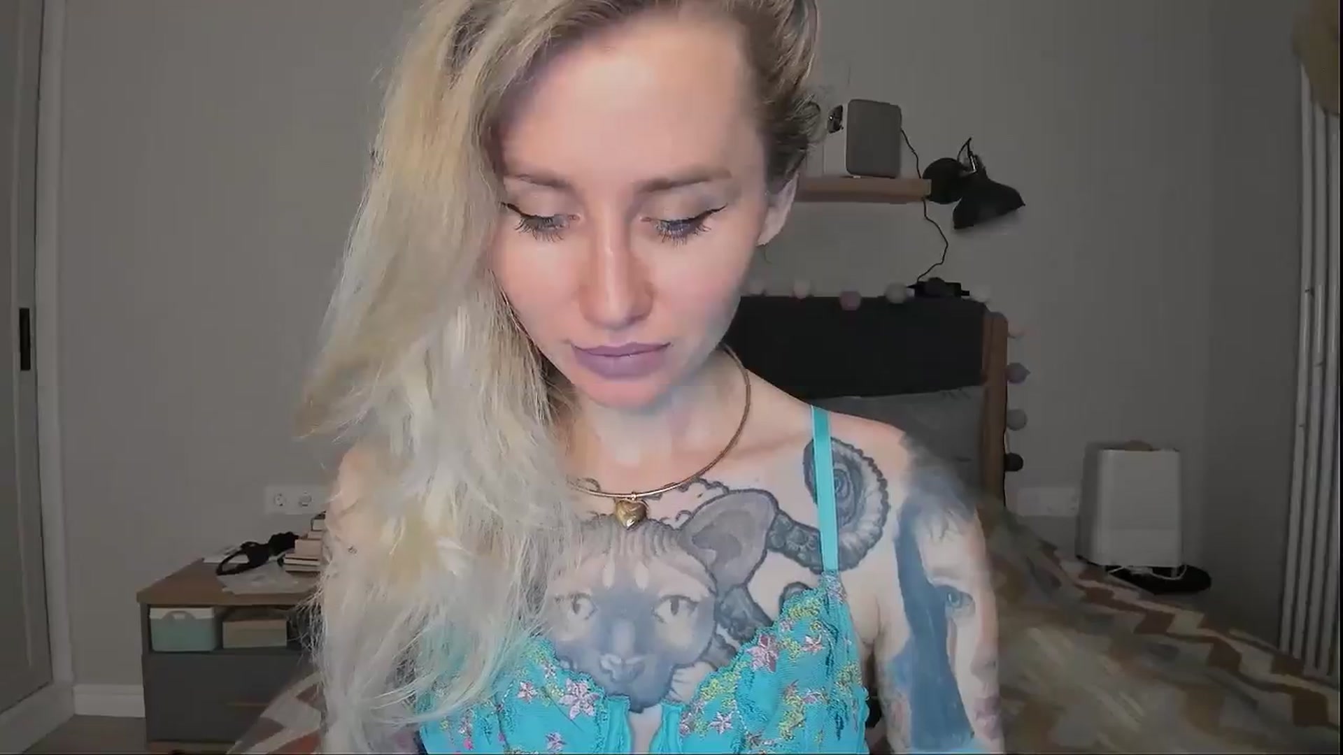 Gallery image thumbnail from Alexa_Smithhh's myfreecams stream on, 09/06/2024, 21:29 image 19 of 20