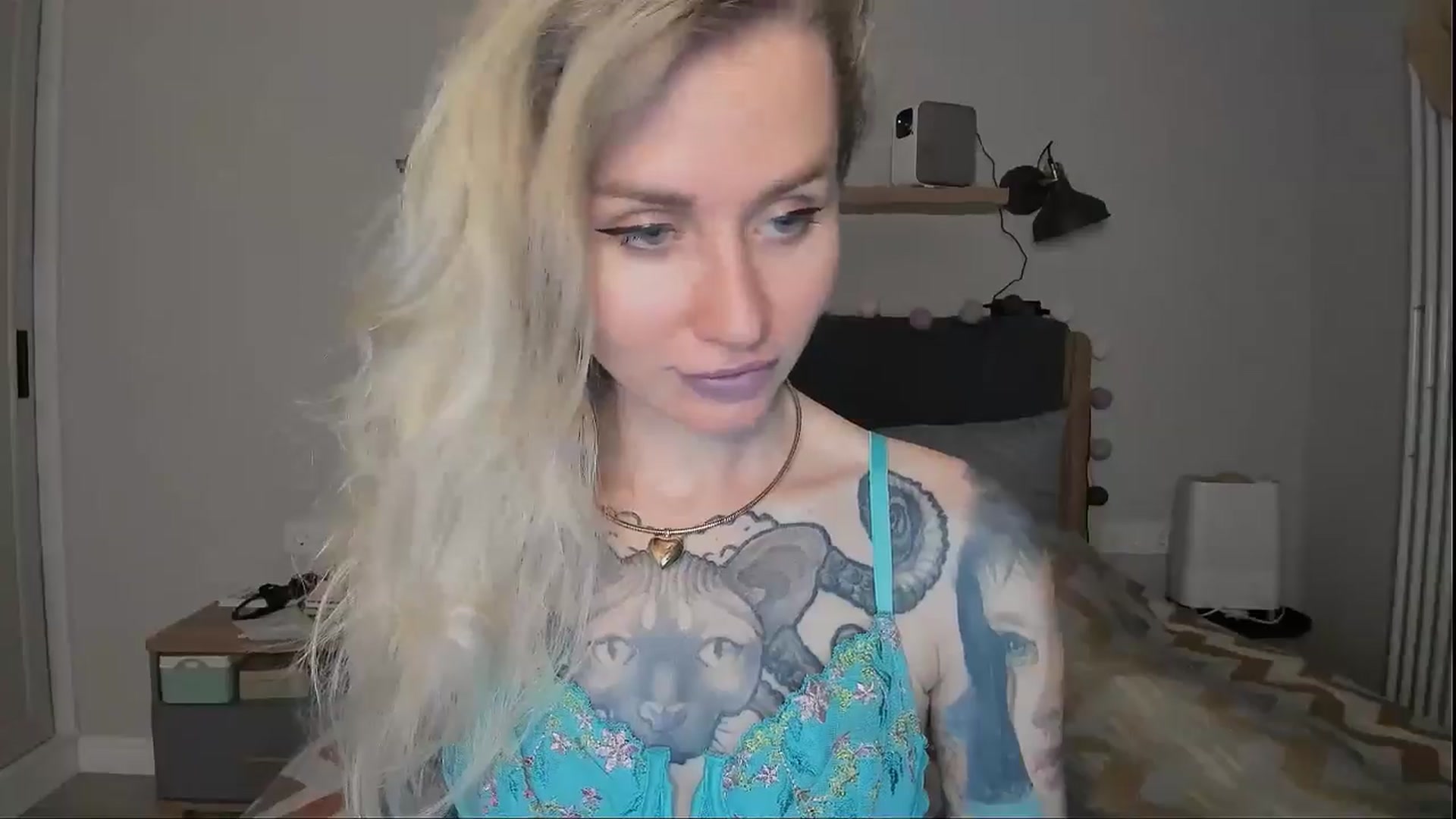 Gallery image thumbnail from Alexa_Smithhh's myfreecams stream on, 09/06/2024, 21:29 image 11 of 20