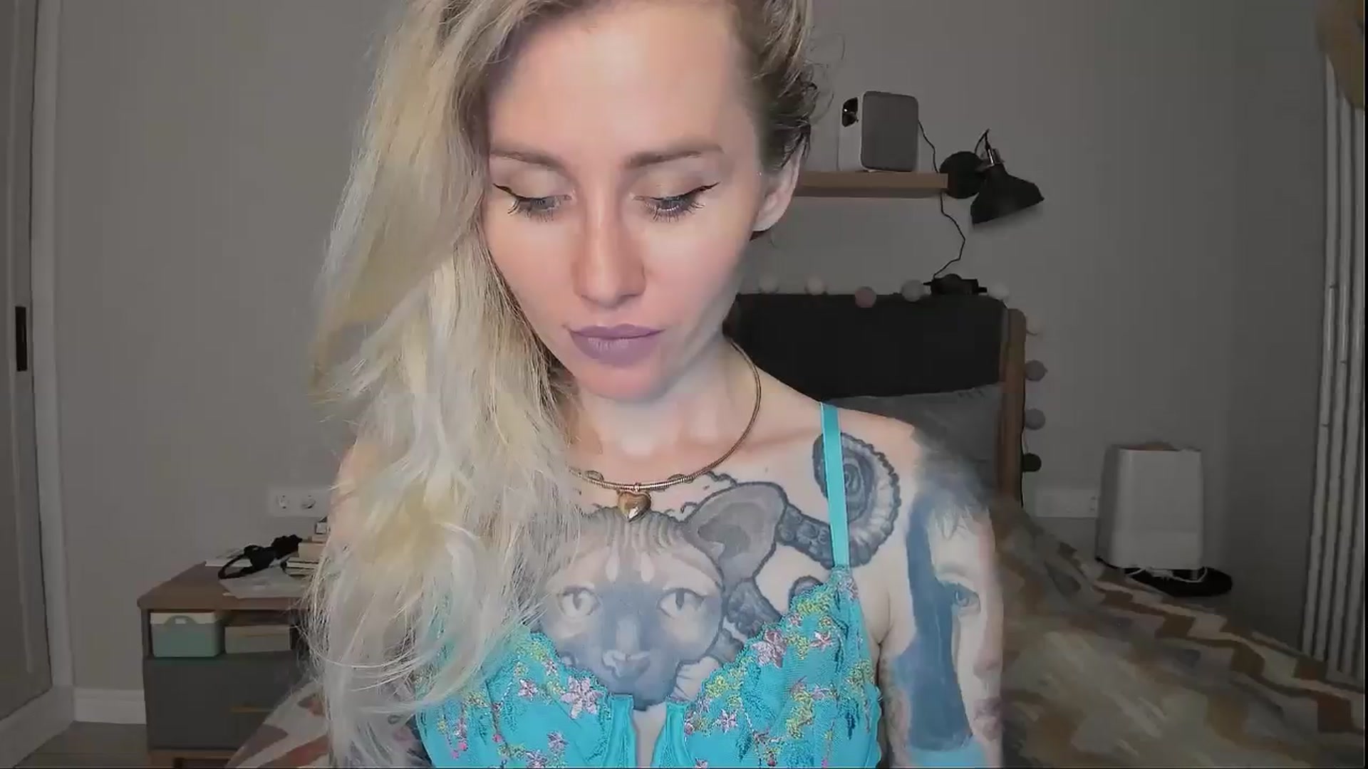 Gallery image thumbnail from Alexa_Smithhh's myfreecams stream on, 09/06/2024, 21:29 image 13 of 20
