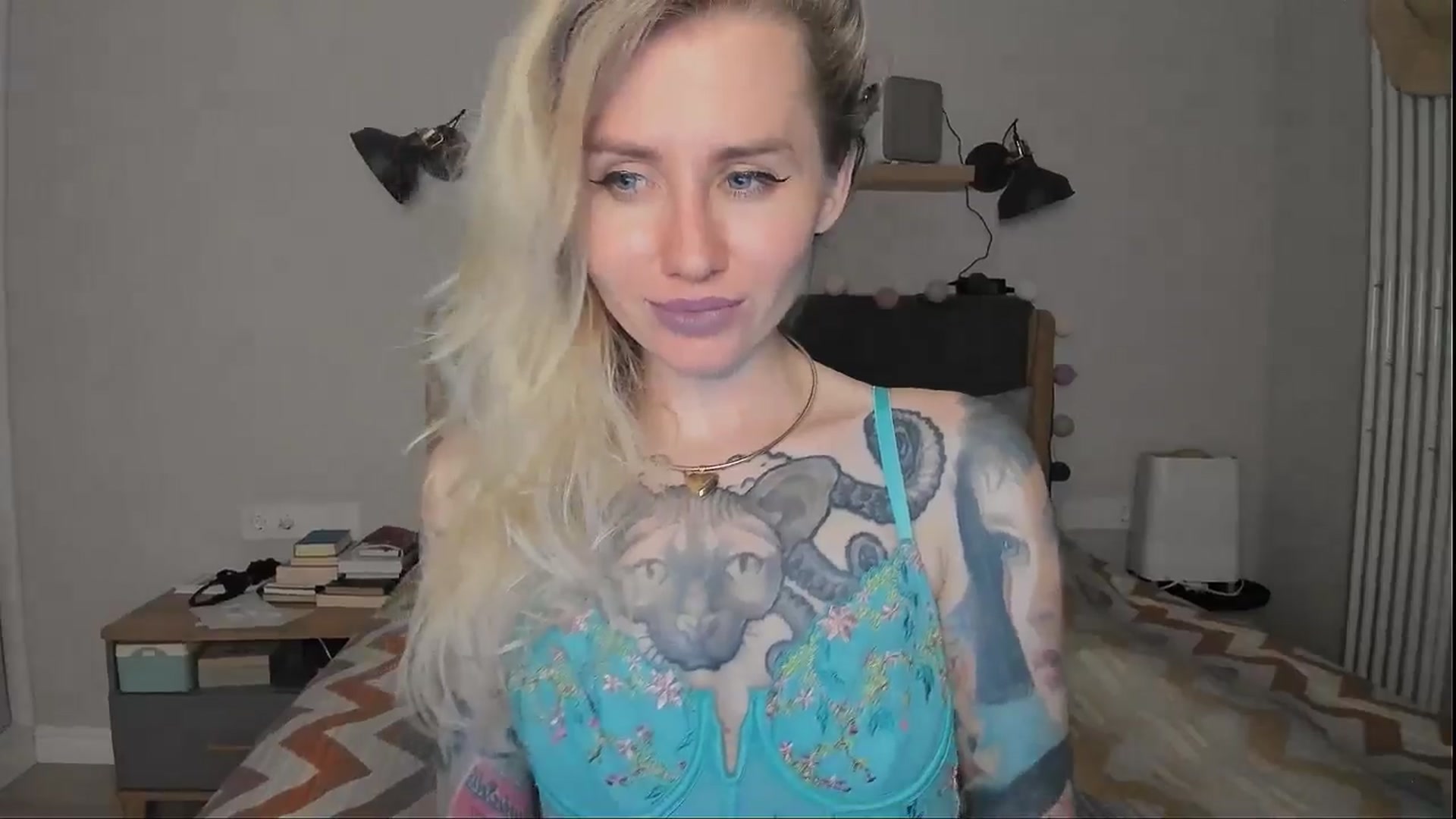 Gallery image thumbnail from Alexa_Smithhh's myfreecams stream on, 09/06/2024, 21:29 image 8 of 20