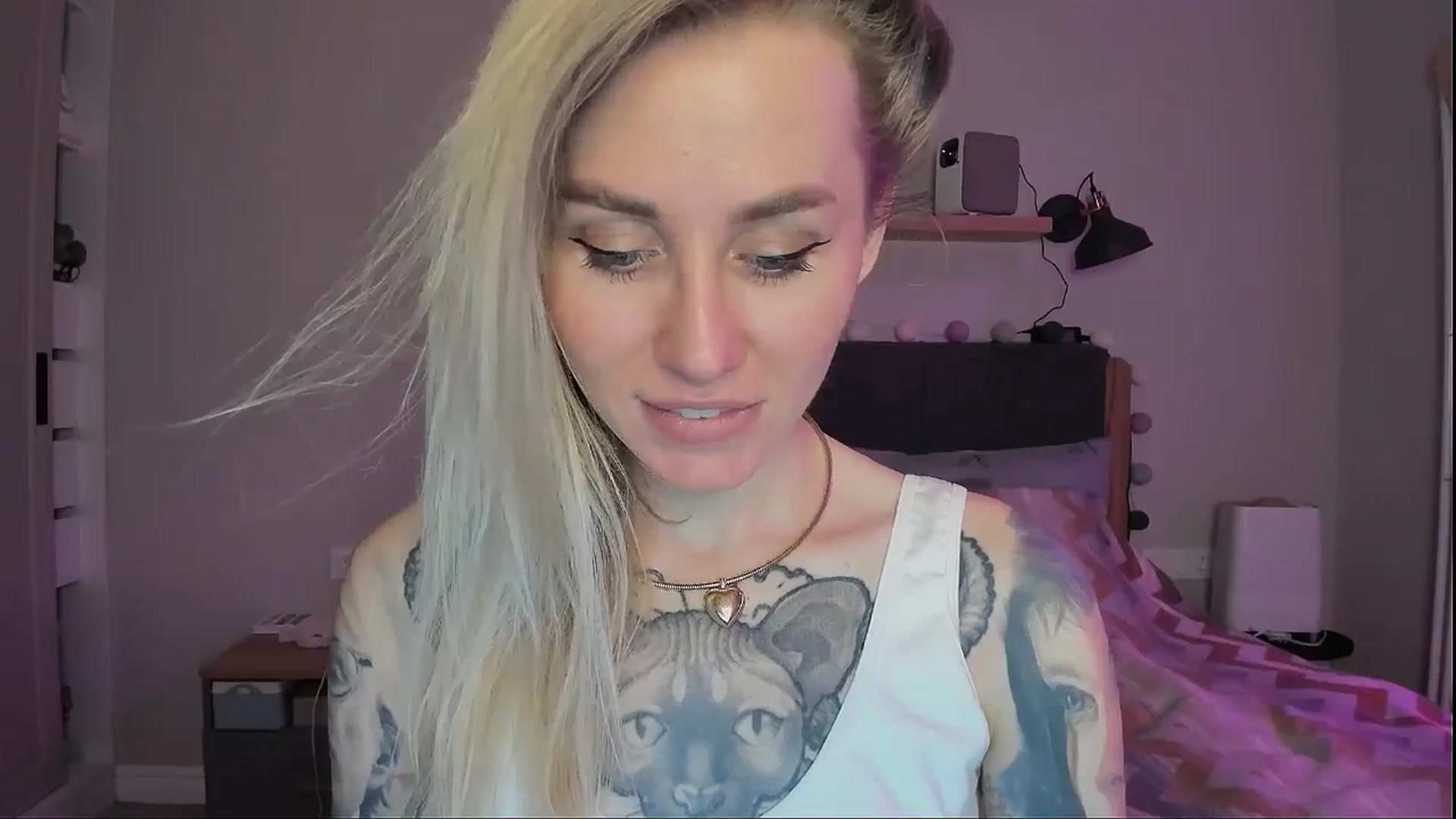 Gallery image thumbnail from Alexa_Smithhh's myfreecams stream on, 09/09/2024, 19:33 image 10 of 20