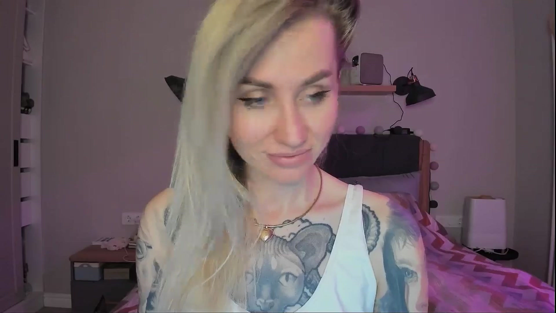 Gallery image thumbnail from Alexa_Smithhh's myfreecams stream on, 09/09/2024, 20:58 image 13 of 20