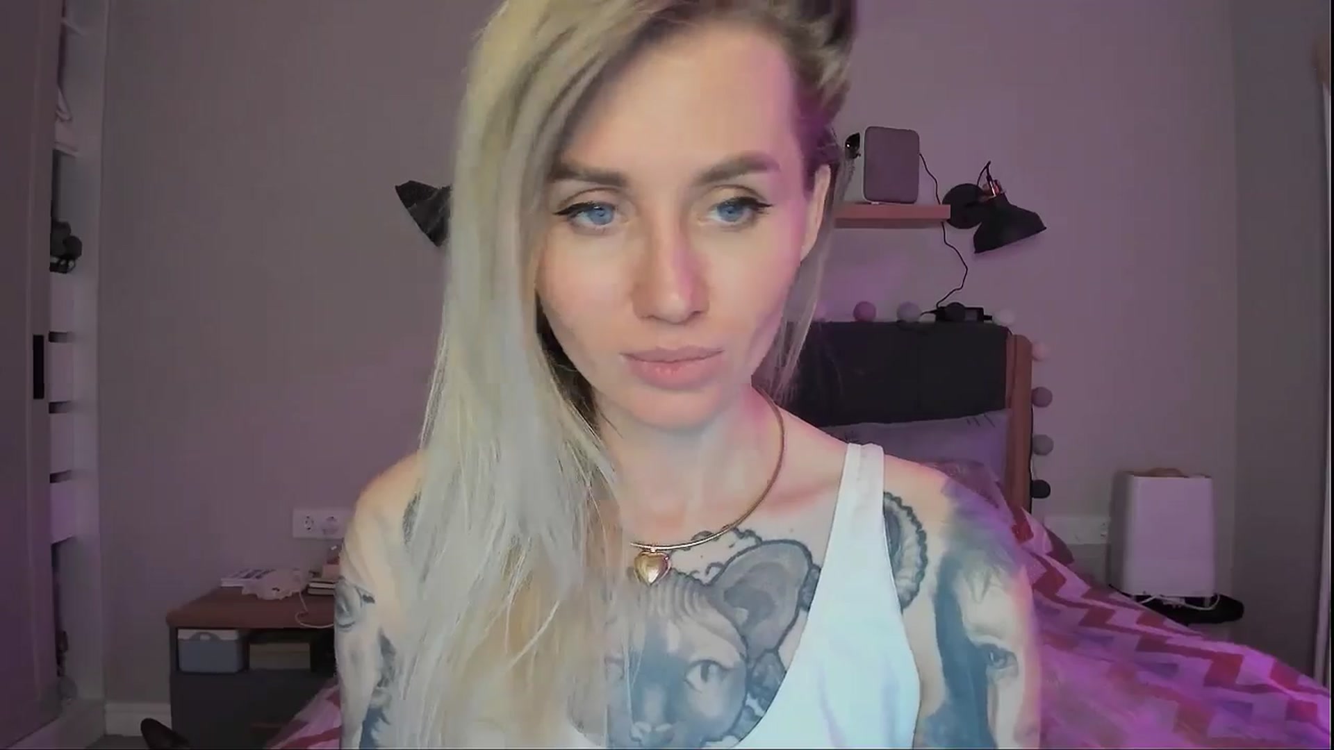 Gallery image thumbnail from Alexa_Smithhh's myfreecams stream on, 09/09/2024, 20:58 image 14 of 20