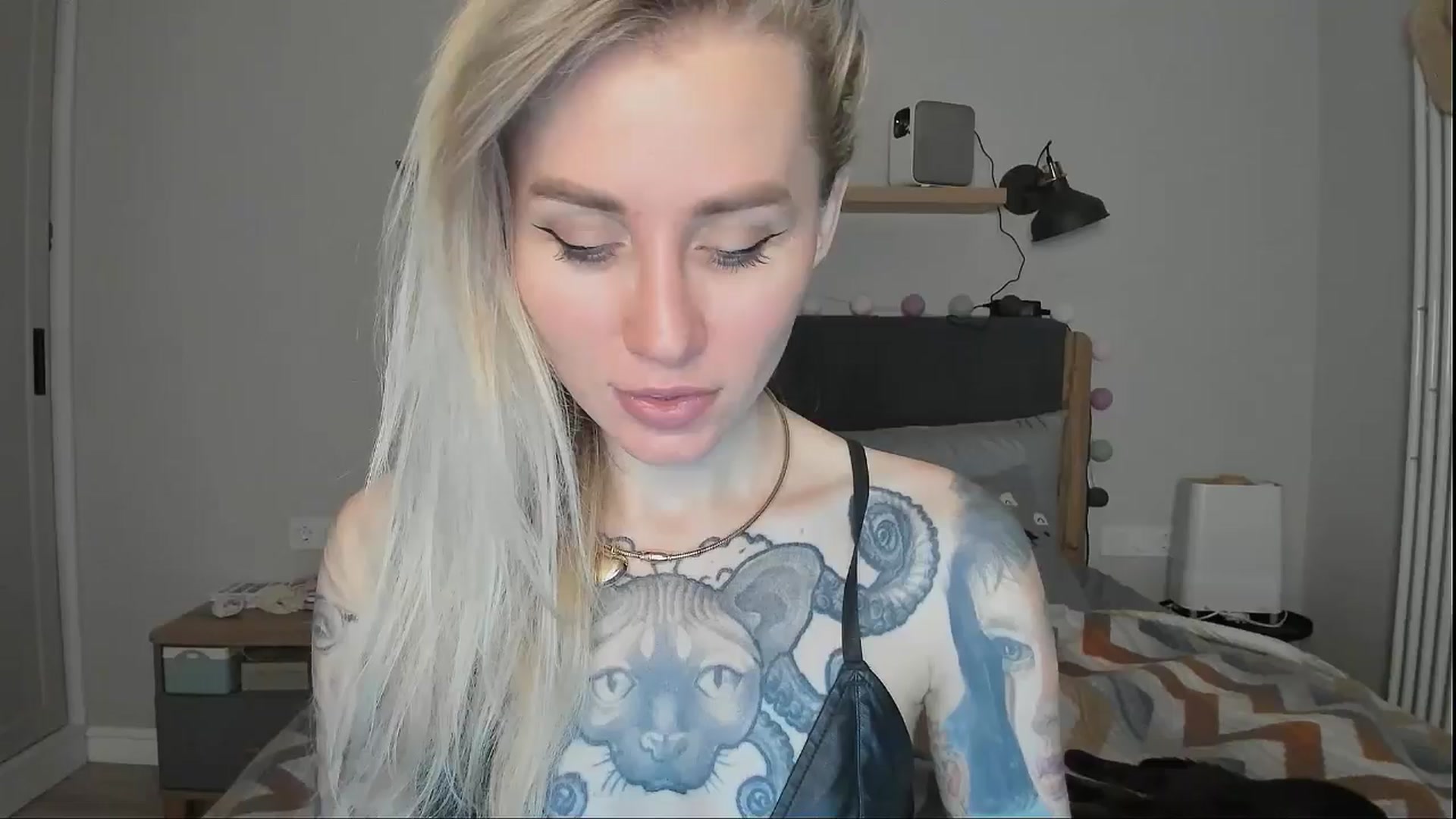 Gallery image thumbnail from Alexa_Smithhh's myfreecams stream on, 09/10/2024, 21:09 image 1 of 20