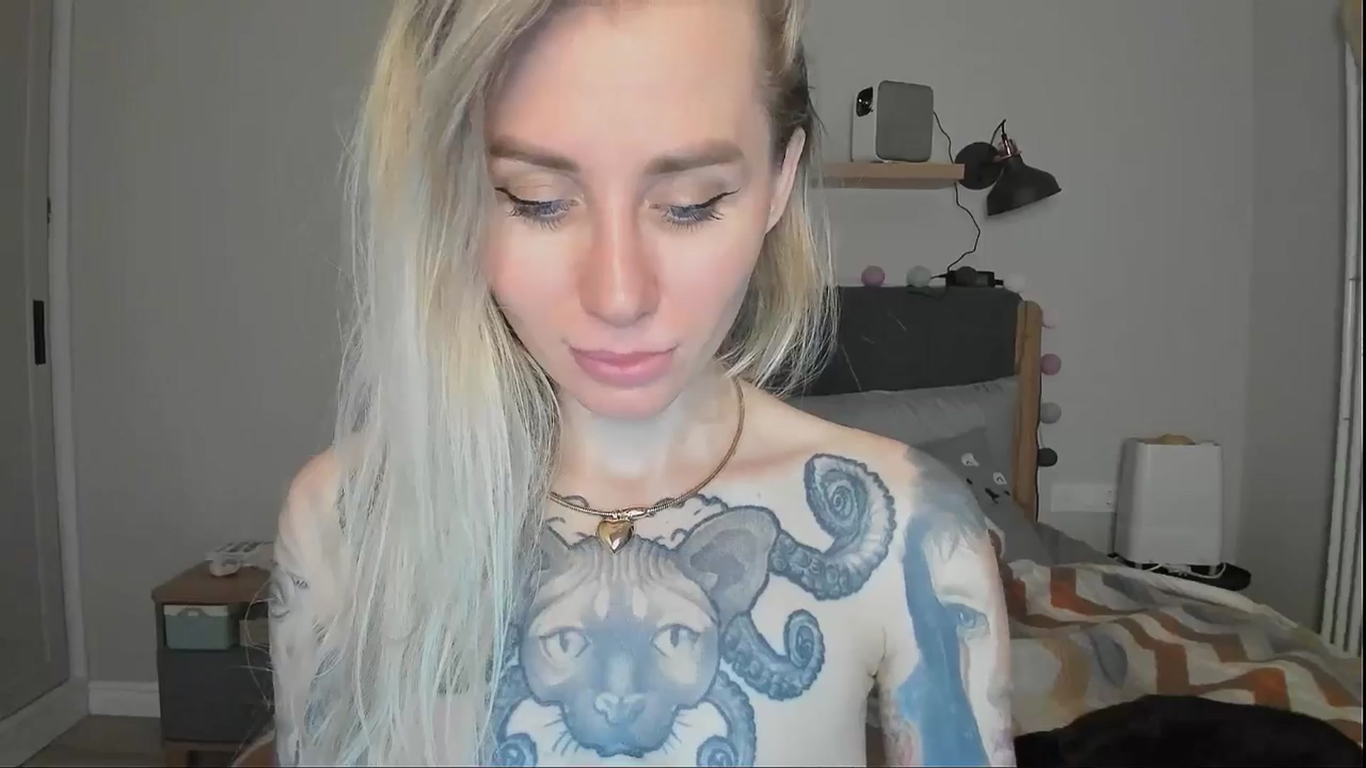 Gallery image thumbnail from Alexa_Smithhh's myfreecams stream on, 09/10/2024, 21:09 image 17 of 20