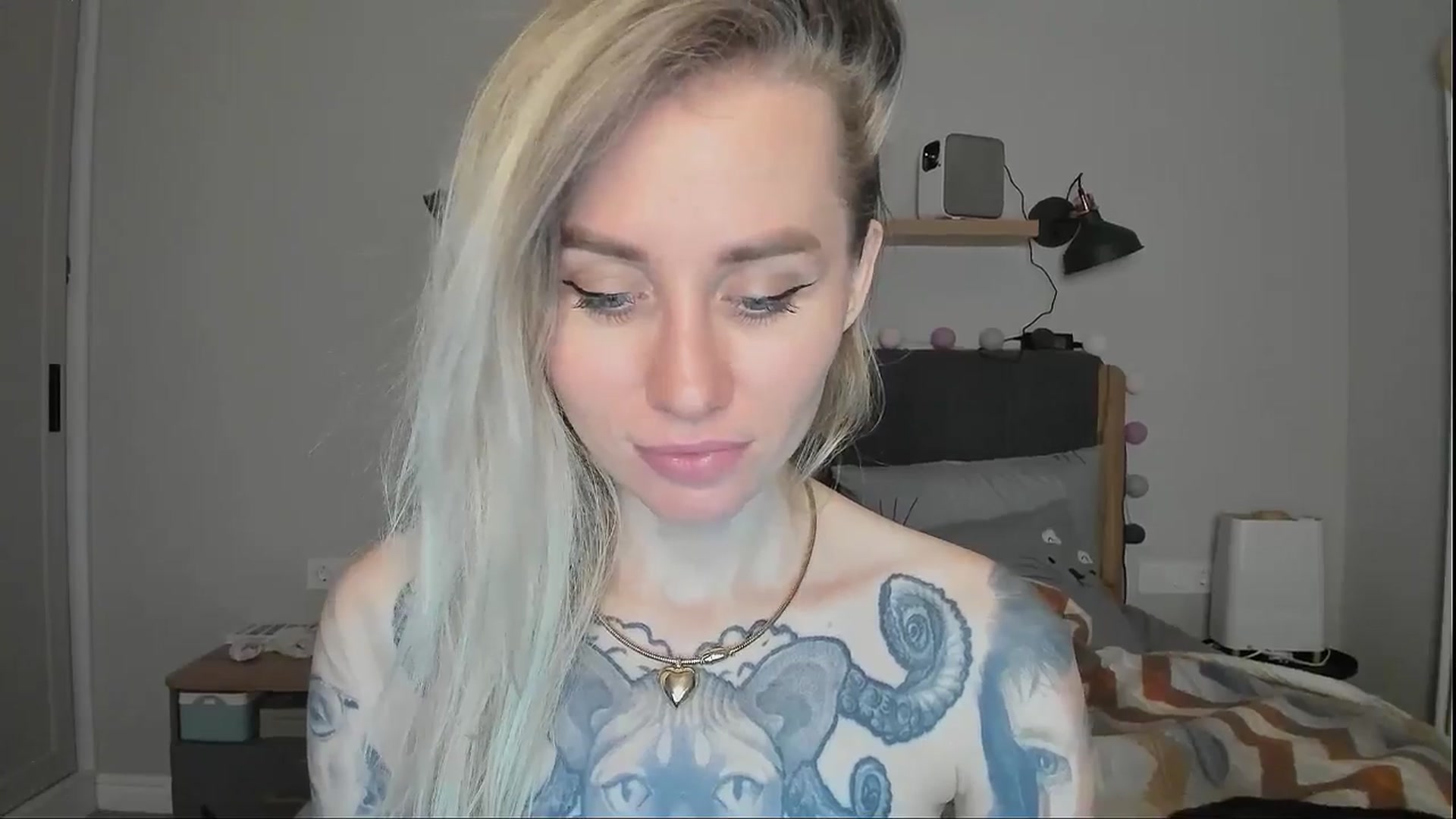 Gallery image thumbnail from Alexa_Smithhh's myfreecams stream on, 09/10/2024, 21:09 image 16 of 20