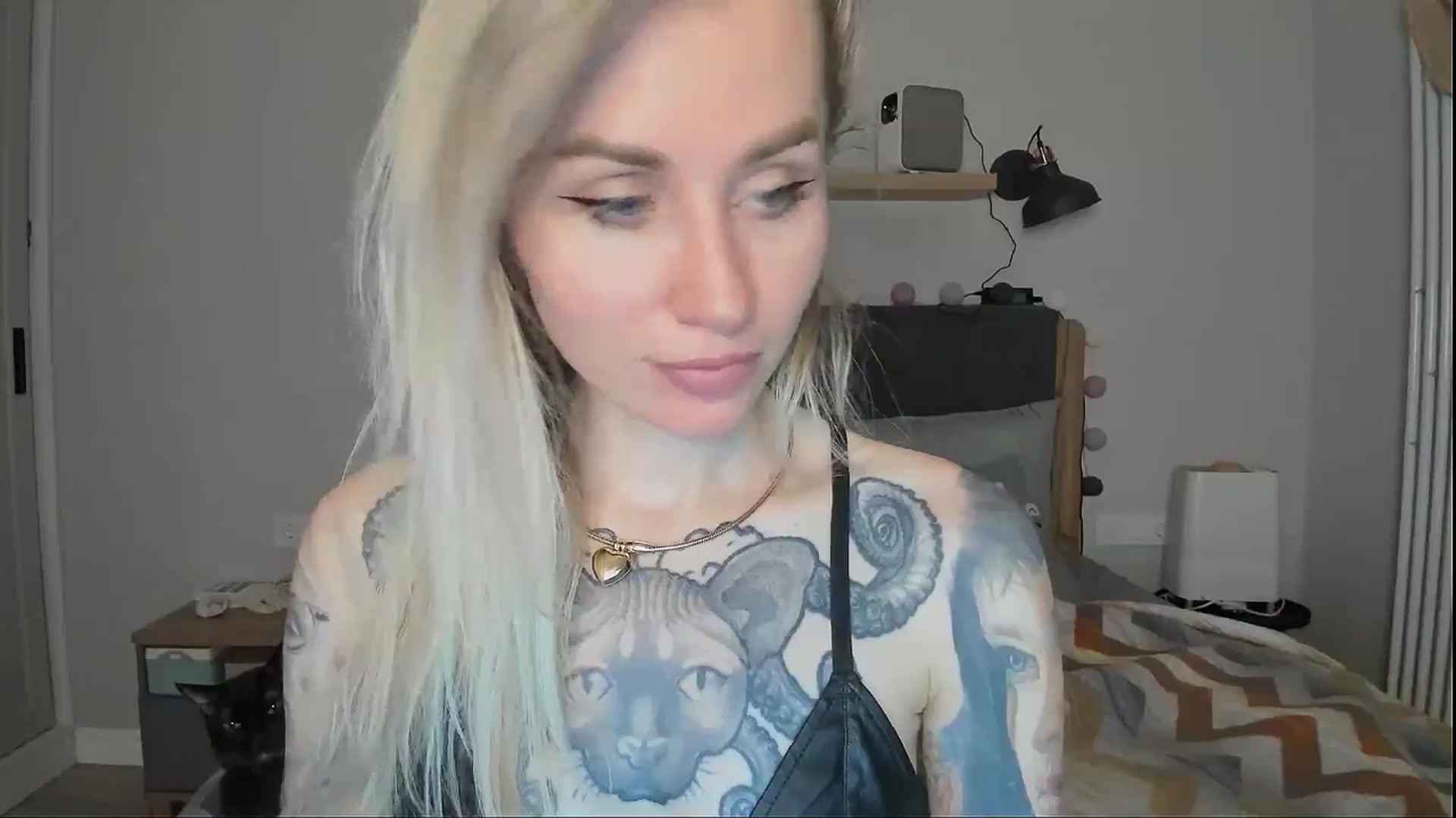 Gallery image thumbnail from Alexa_Smithhh's myfreecams stream on, 09/10/2024, 21:09 image 7 of 20