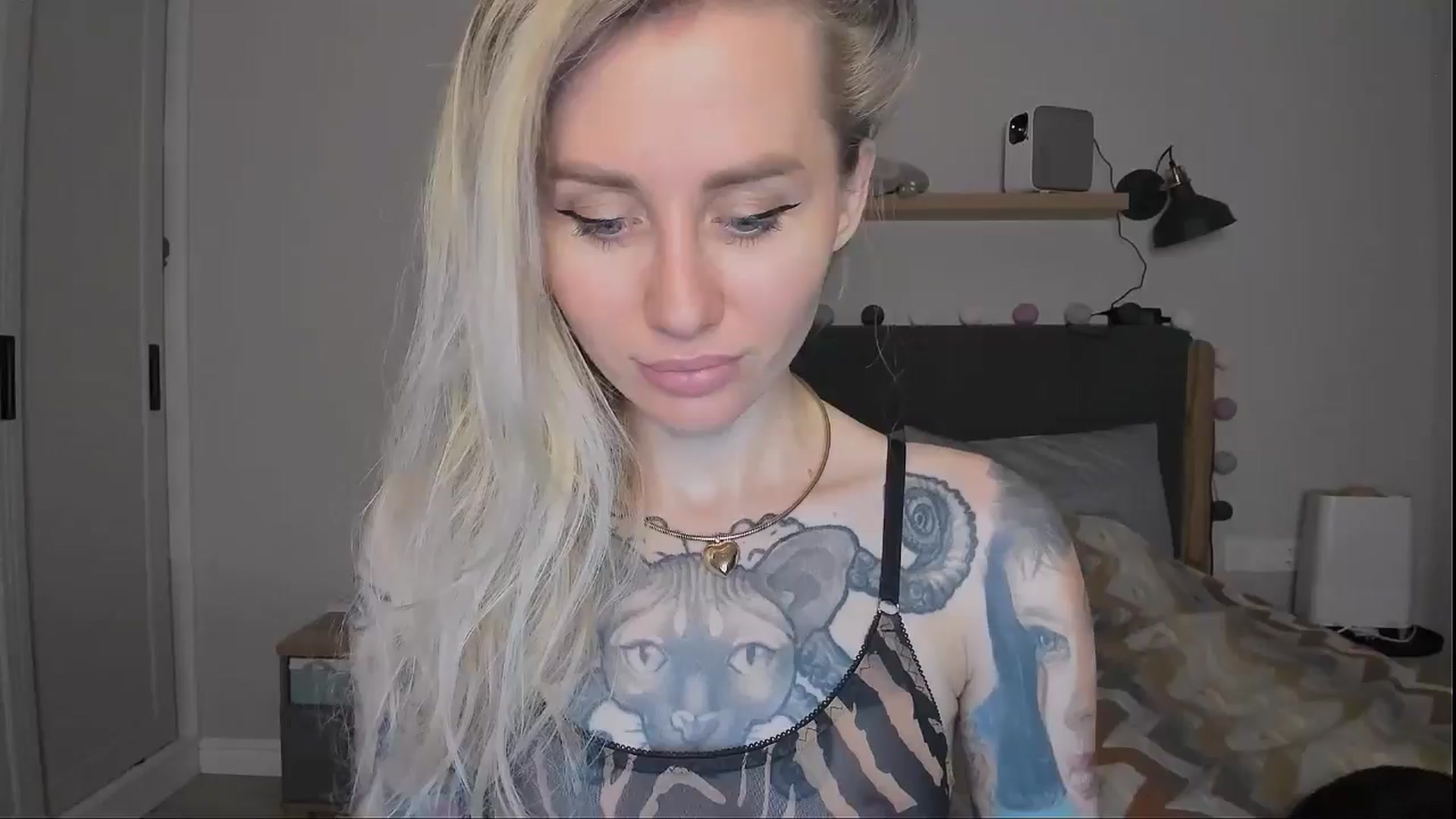 Gallery image thumbnail from Alexa_Smithhh's myfreecams stream on, 09/13/2024, 19:43 image 1 of 20