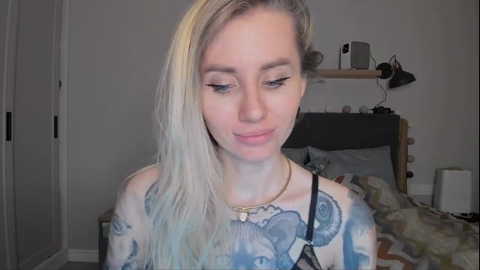 Gallery image thumbnail from Alexa_Smithhh's myfreecams stream on, 09/13/2024, 21:00 image 20 of 20