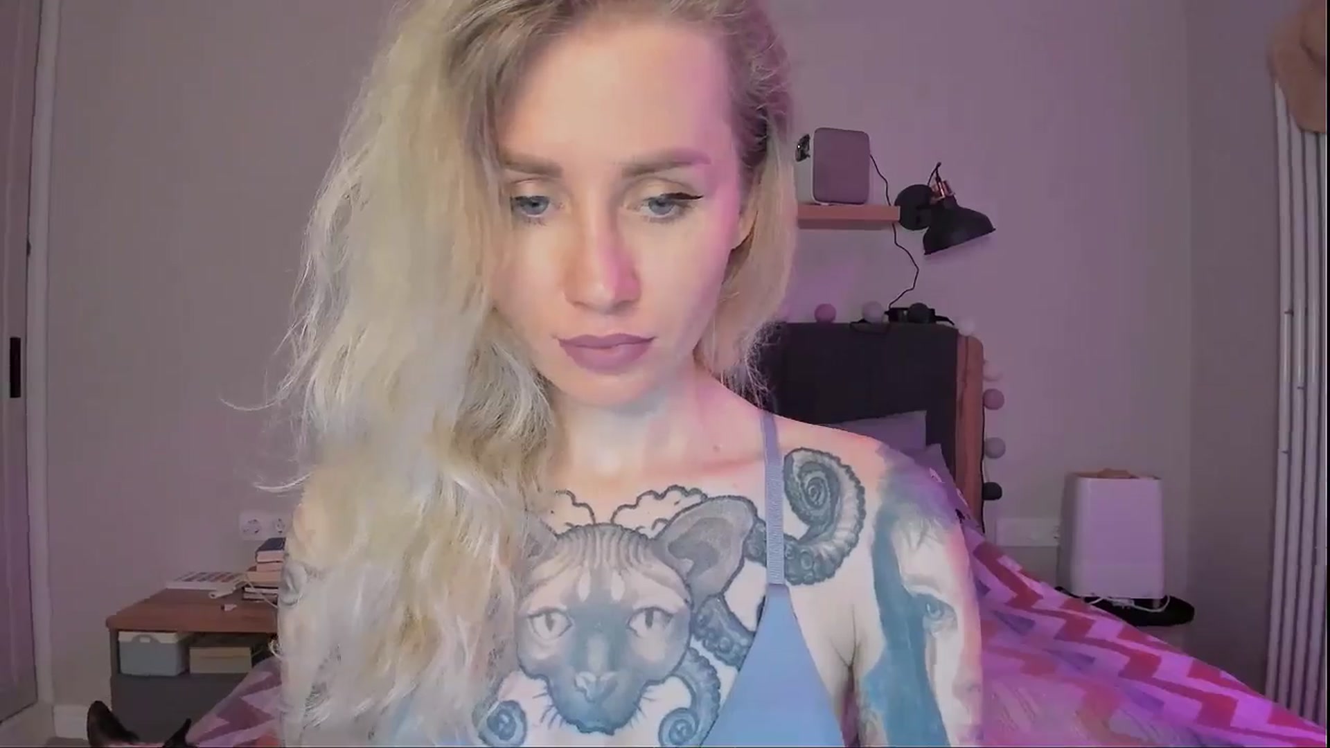 Gallery image thumbnail from Alexa_Smithhh's myfreecams stream on, 09/15/2024, 19:08 image 10 of 20