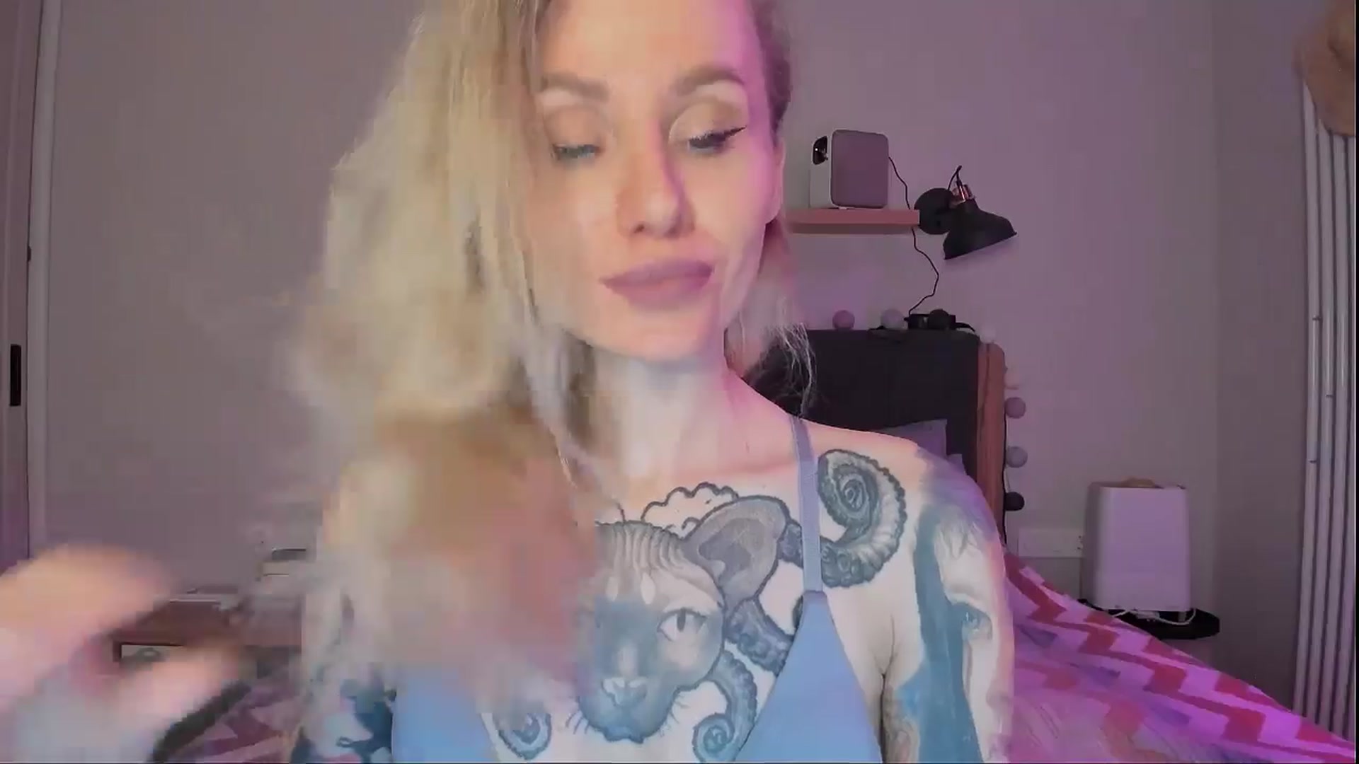 Gallery image thumbnail from Alexa_Smithhh's myfreecams stream on, 09/15/2024, 19:08 image 5 of 20