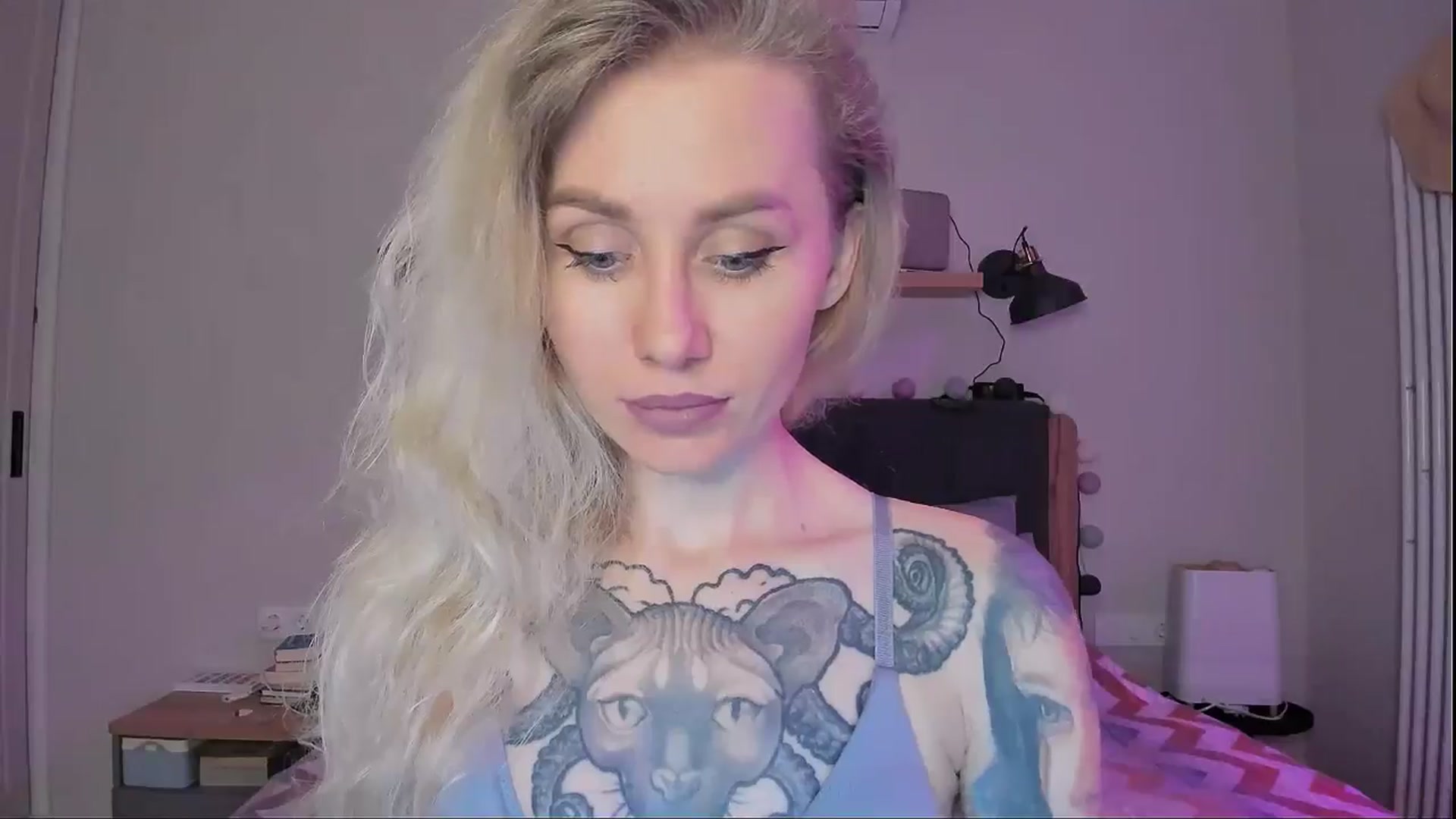 Gallery image thumbnail from Alexa_Smithhh's myfreecams stream on, 09/15/2024, 19:08 image 2 of 20