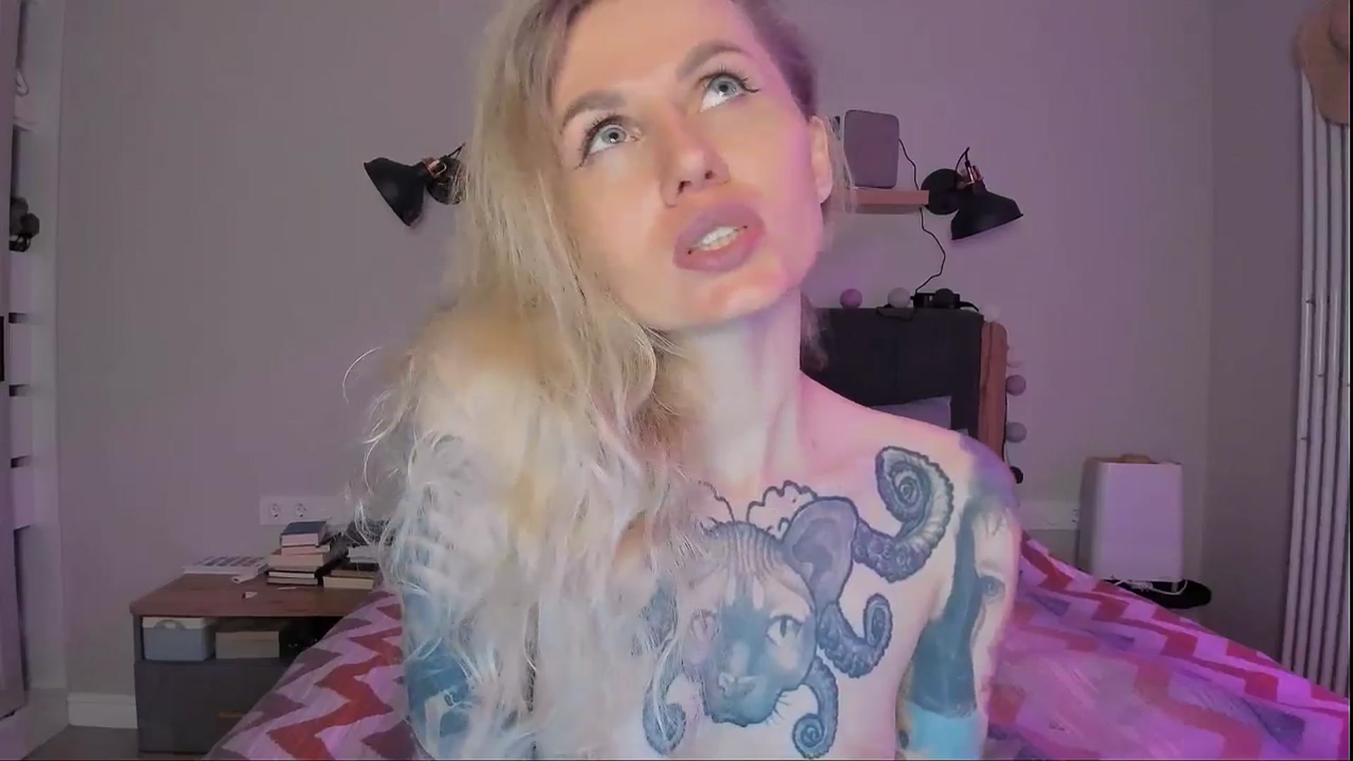 Gallery image thumbnail from Alexa_Smithhh's myfreecams stream on, 09/15/2024, 21:16 image 16 of 20