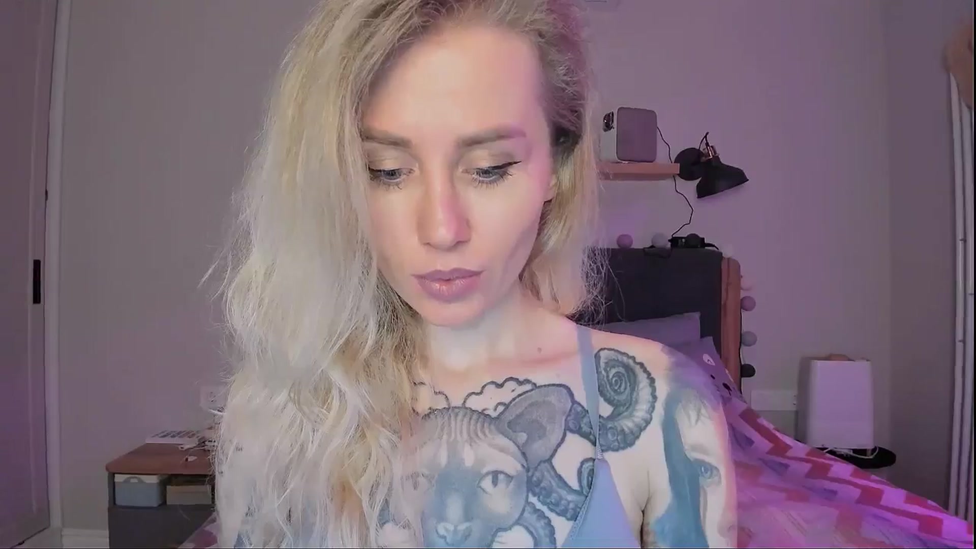 Gallery image thumbnail from Alexa_Smithhh's myfreecams stream on, 09/15/2024, 21:16 image 13 of 20