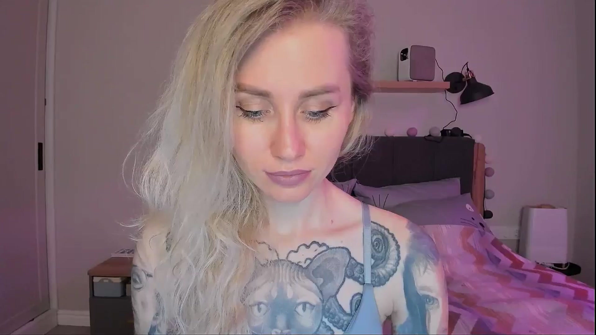 Gallery image thumbnail from Alexa_Smithhh's myfreecams stream on, 09/15/2024, 21:16 image 4 of 20