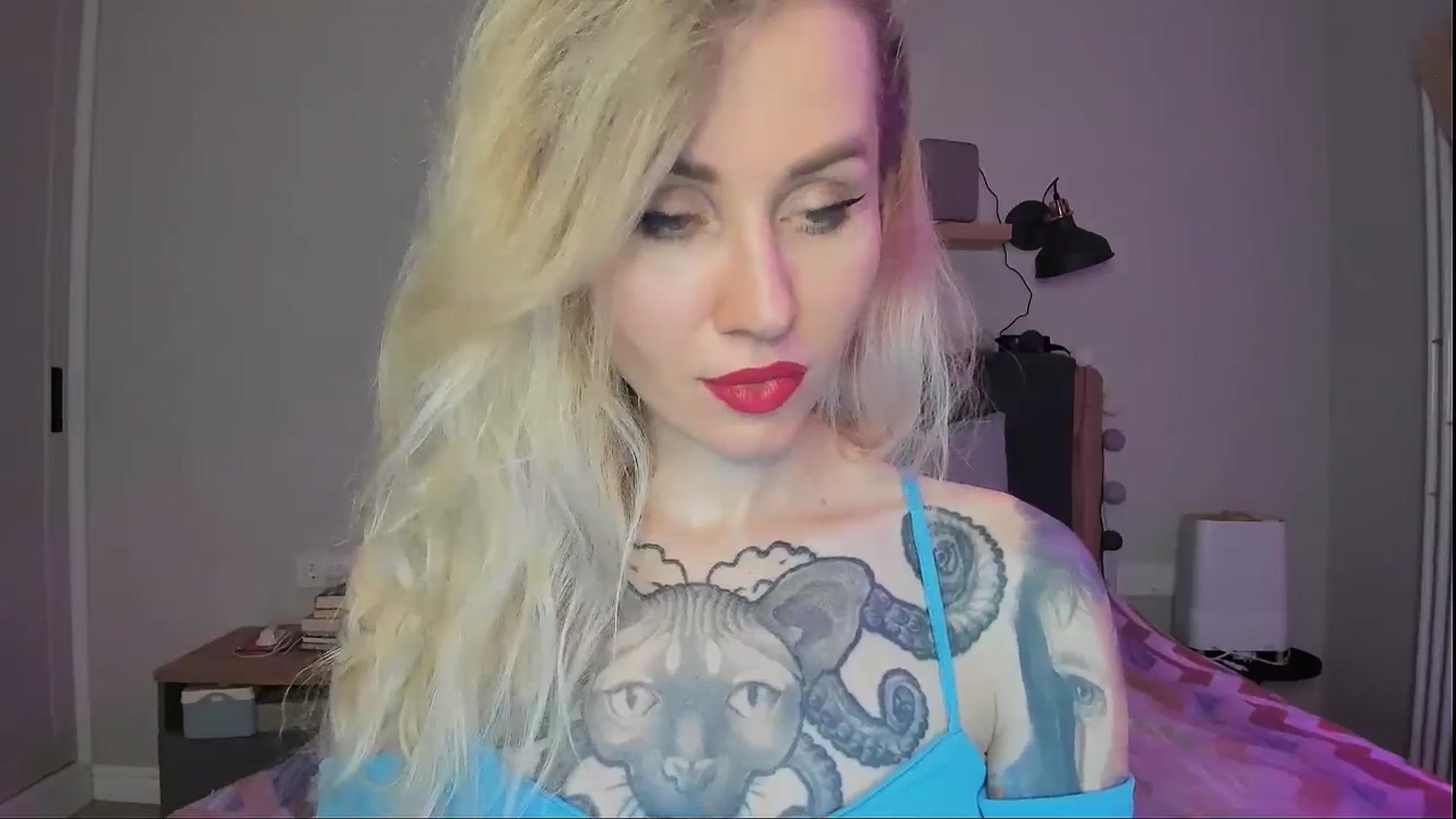 Gallery image thumbnail from Alexa_Smithhh's myfreecams stream on, 09/17/2024, 18:40 image 15 of 20