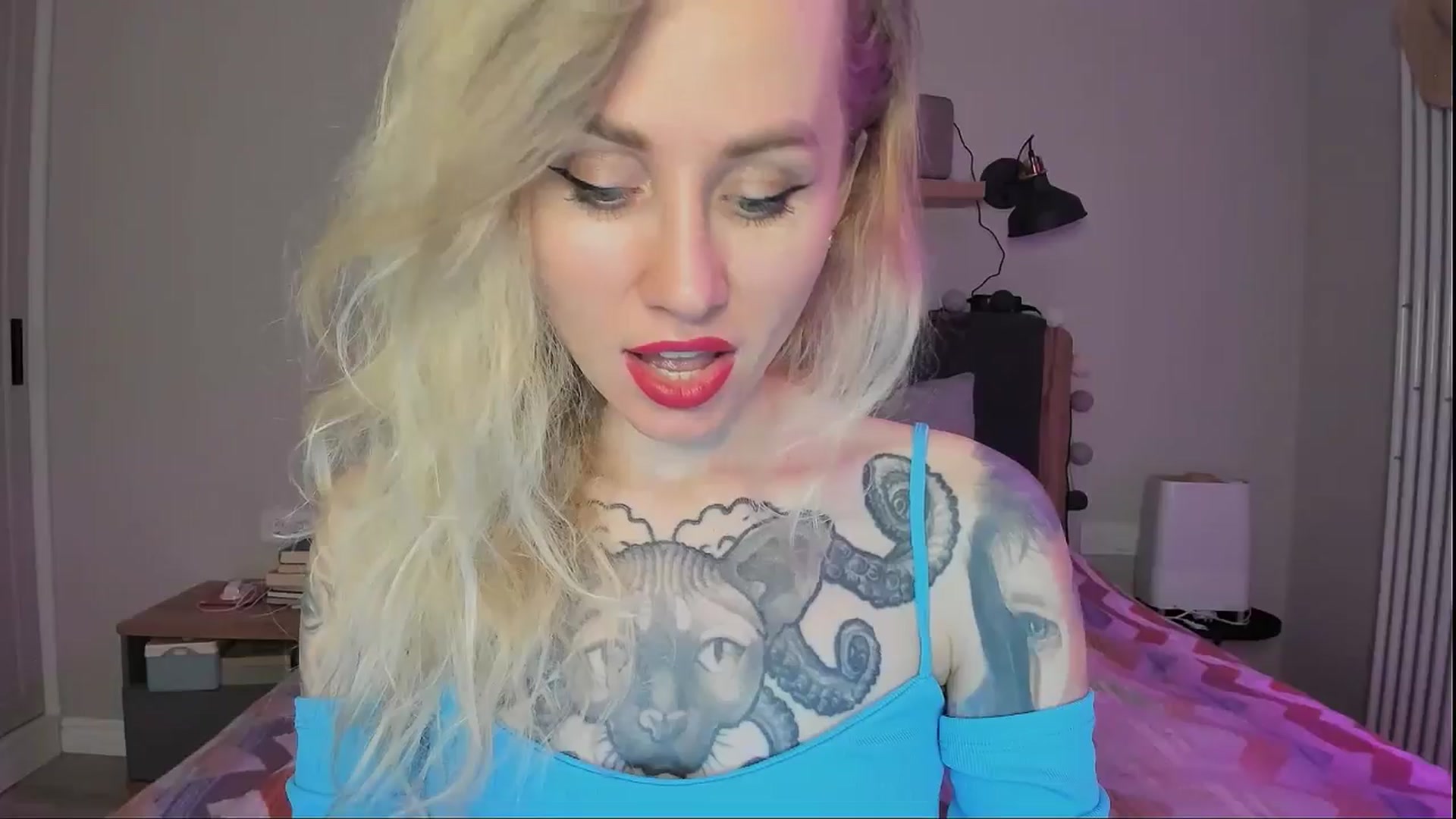 Gallery image thumbnail from Alexa_Smithhh's myfreecams stream on, 09/17/2024, 18:40 image 4 of 20