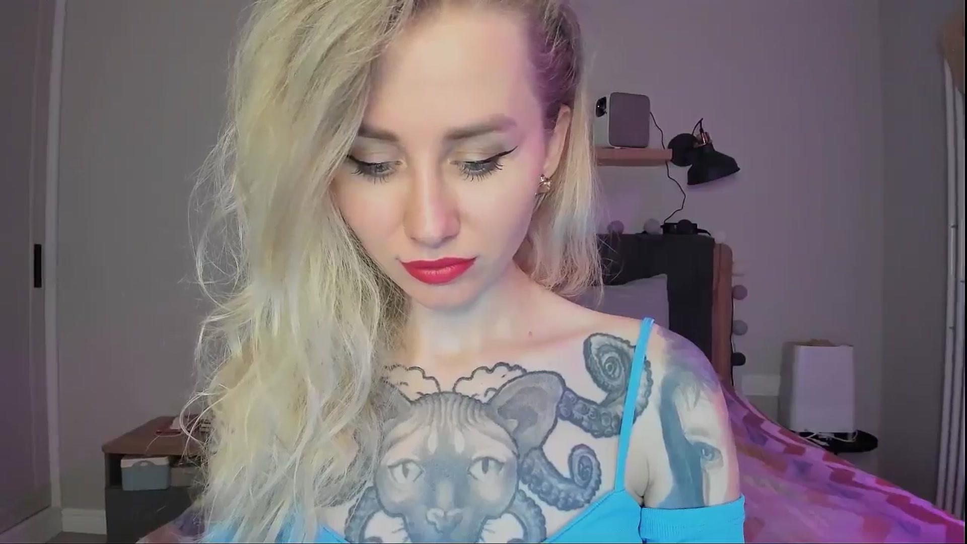 Gallery image thumbnail from Alexa_Smithhh's myfreecams stream on, 09/17/2024, 18:40 image 9 of 20