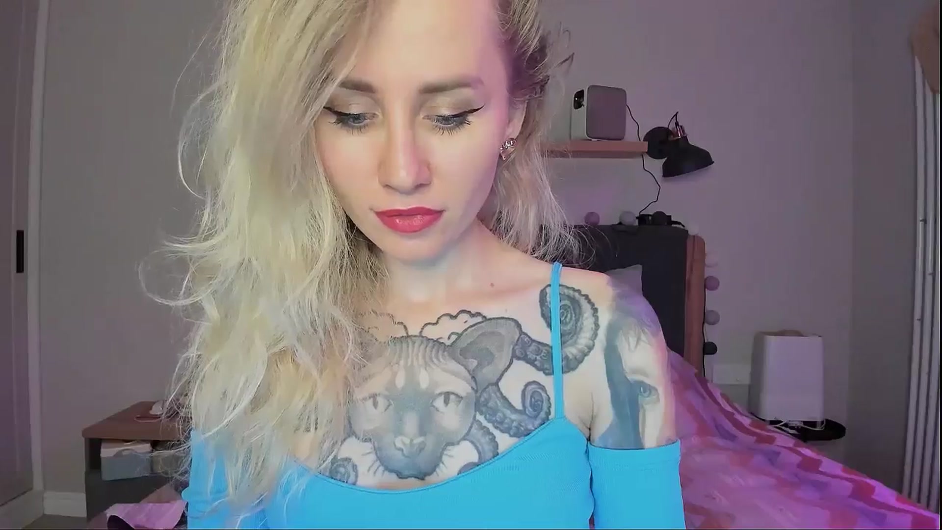 Gallery image thumbnail from Alexa_Smithhh's myfreecams stream on, 09/17/2024, 21:40 image 15 of 20