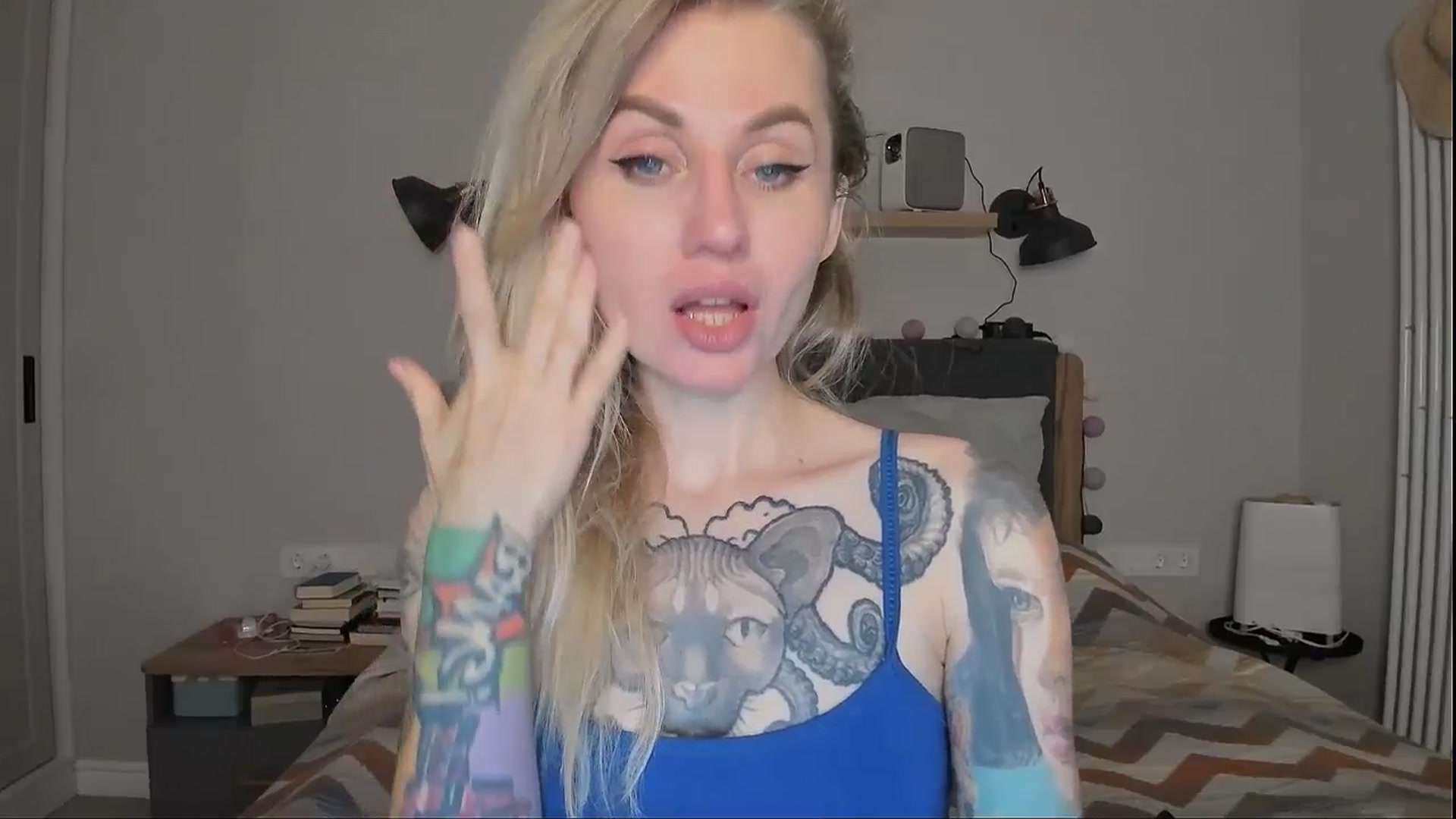 Gallery image thumbnail from Alexa_Smithhh's myfreecams stream on, 09/19/2024, 18:41 image 8 of 20