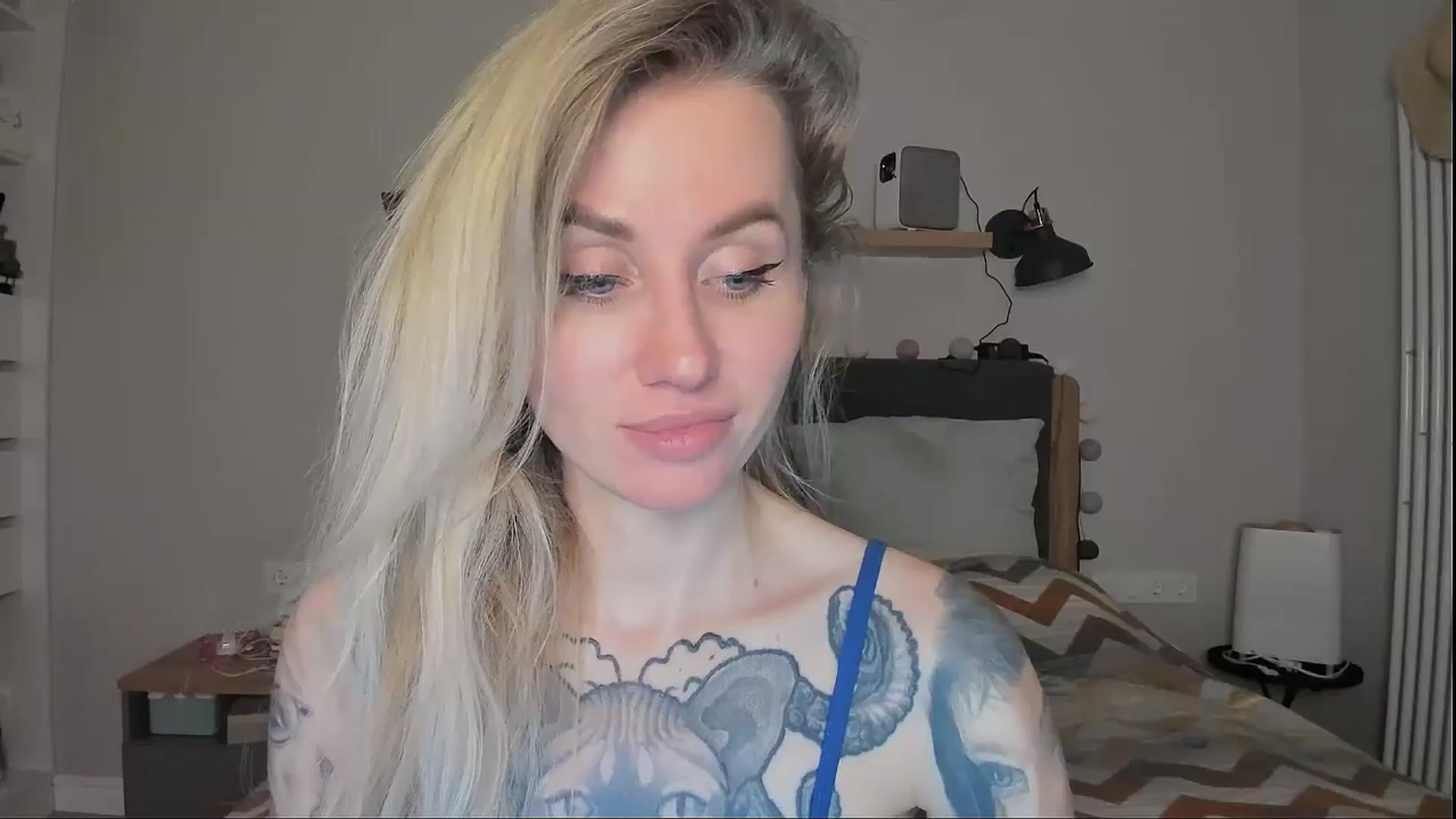 Gallery image thumbnail from Alexa_Smithhh's myfreecams stream on, 09/19/2024, 21:45 image 18 of 20