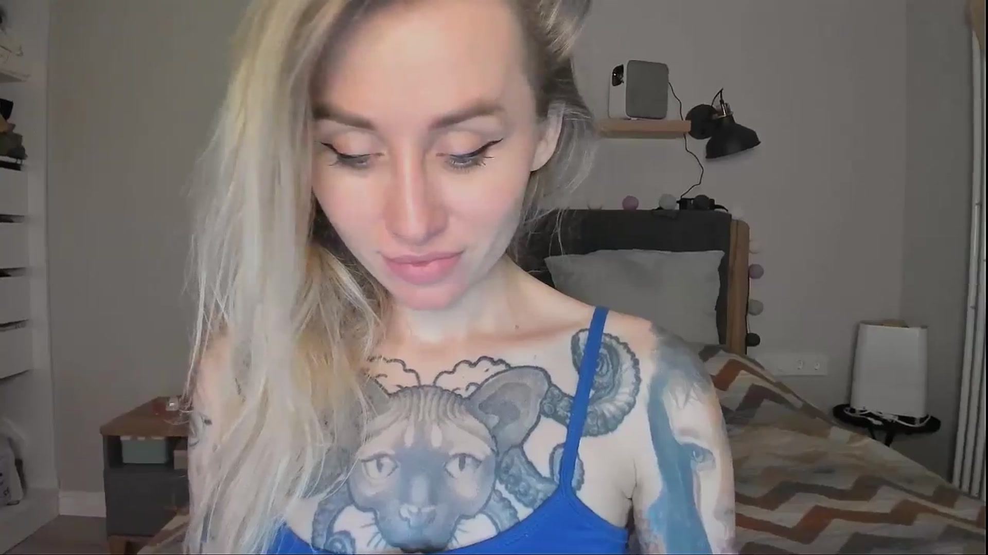 Gallery image thumbnail from Alexa_Smithhh's myfreecams stream on, 09/19/2024, 21:45 image 16 of 20