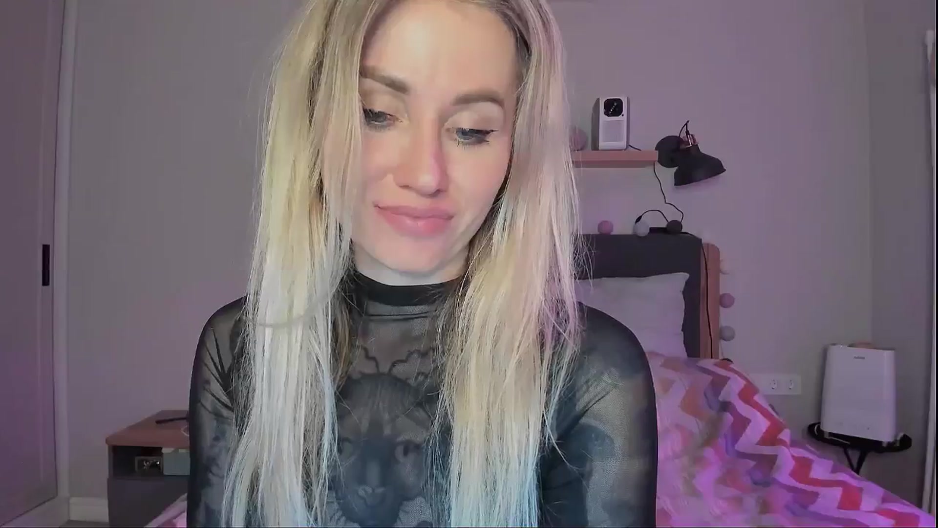 Gallery image thumbnail from Alexa_Smithhh's myfreecams stream on, 09/22/2024, 19:39 image 2 of 20