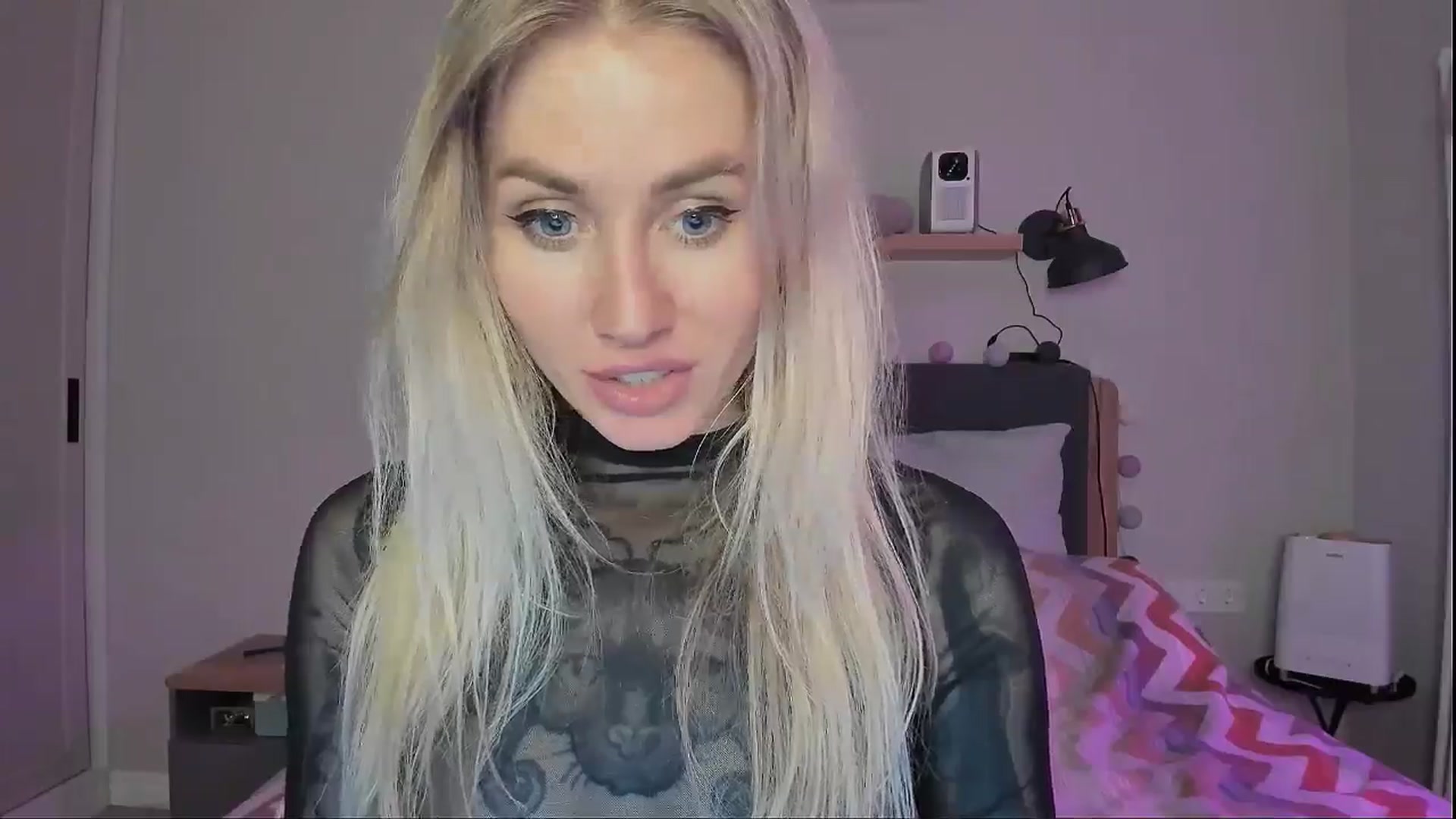 Gallery image thumbnail from Alexa_Smithhh's myfreecams stream on, 09/22/2024, 19:39 image 8 of 20
