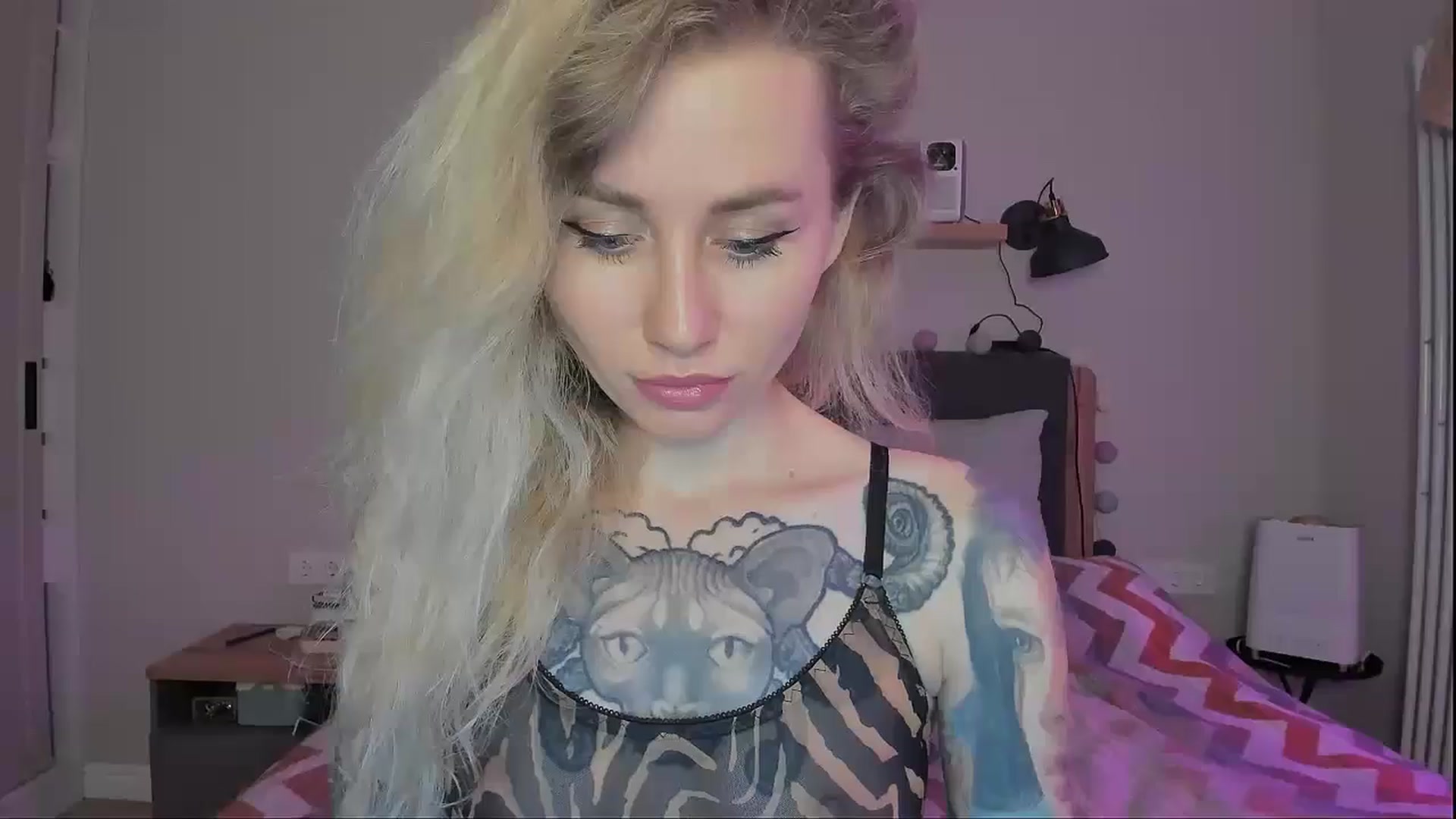 Gallery image thumbnail from Alexa_Smithhh's myfreecams stream on, 09/23/2024, 18:23 image 1 of 20