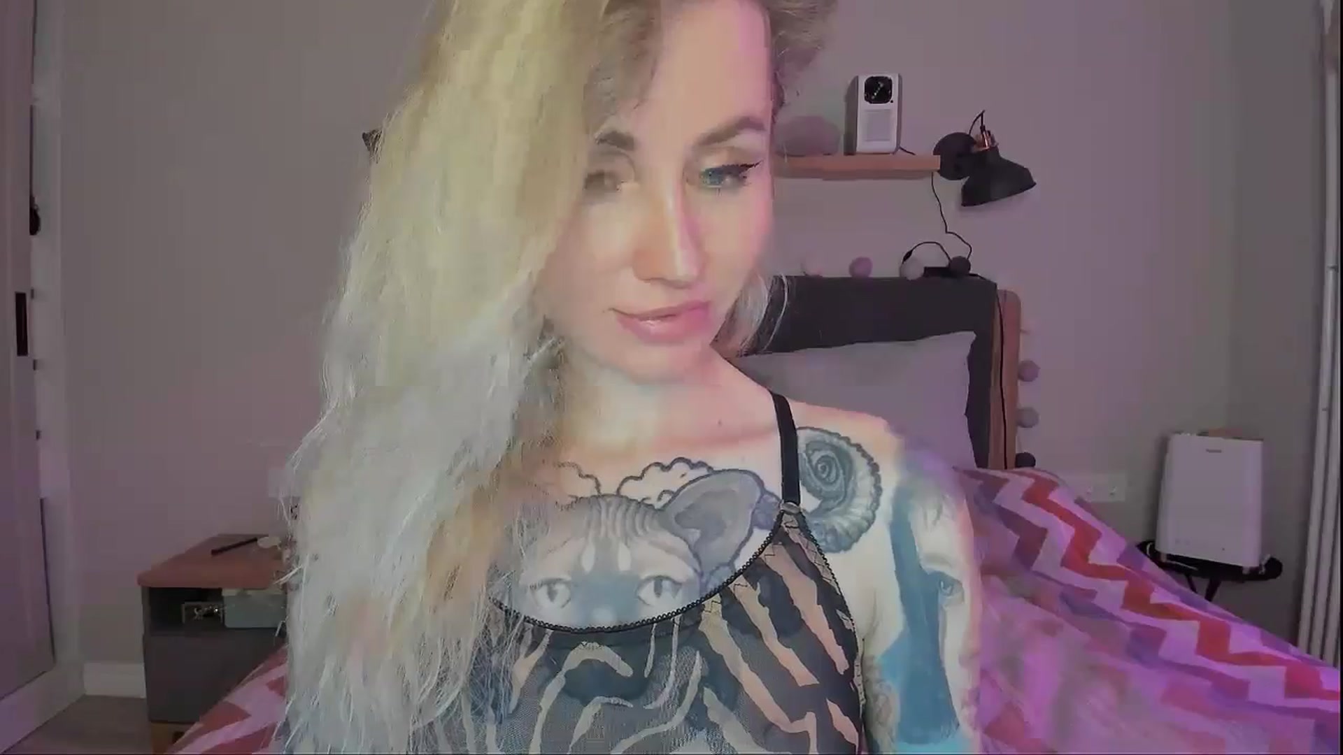 Gallery image thumbnail from Alexa_Smithhh's myfreecams stream on, 09/23/2024, 19:53 image 3 of 20