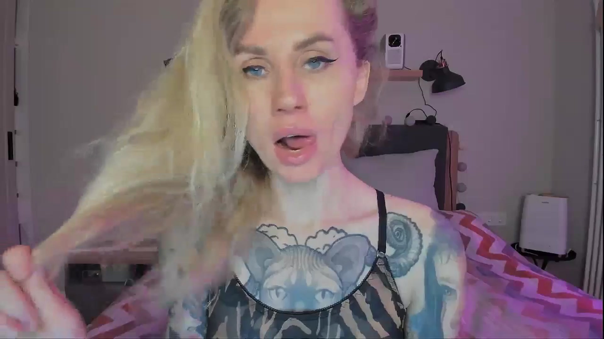 Gallery image thumbnail from Alexa_Smithhh's myfreecams stream on, 09/23/2024, 19:53 image 13 of 20