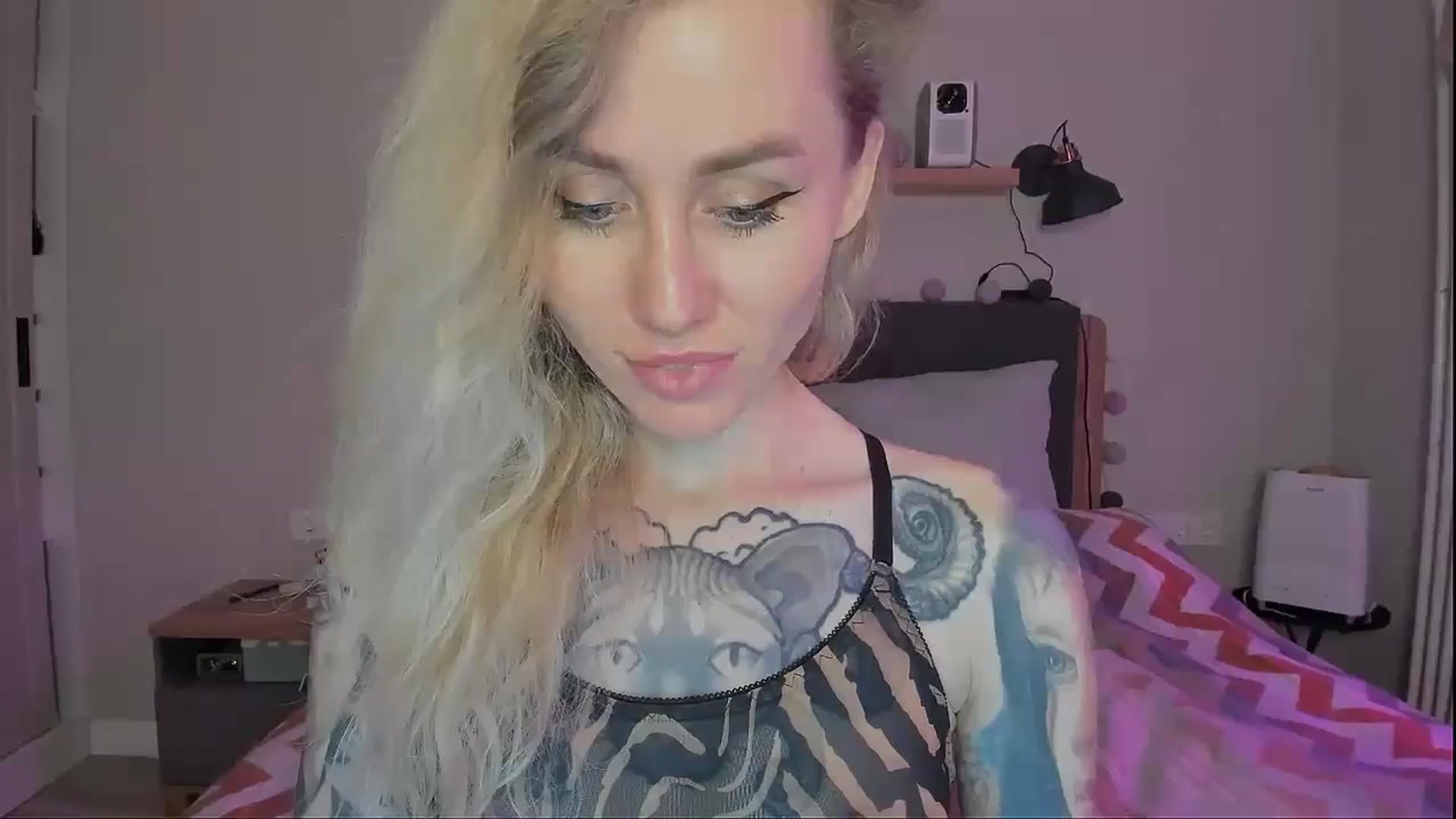 Gallery image thumbnail from Alexa_Smithhh's myfreecams stream on, 09/23/2024, 19:53 image 1 of 20