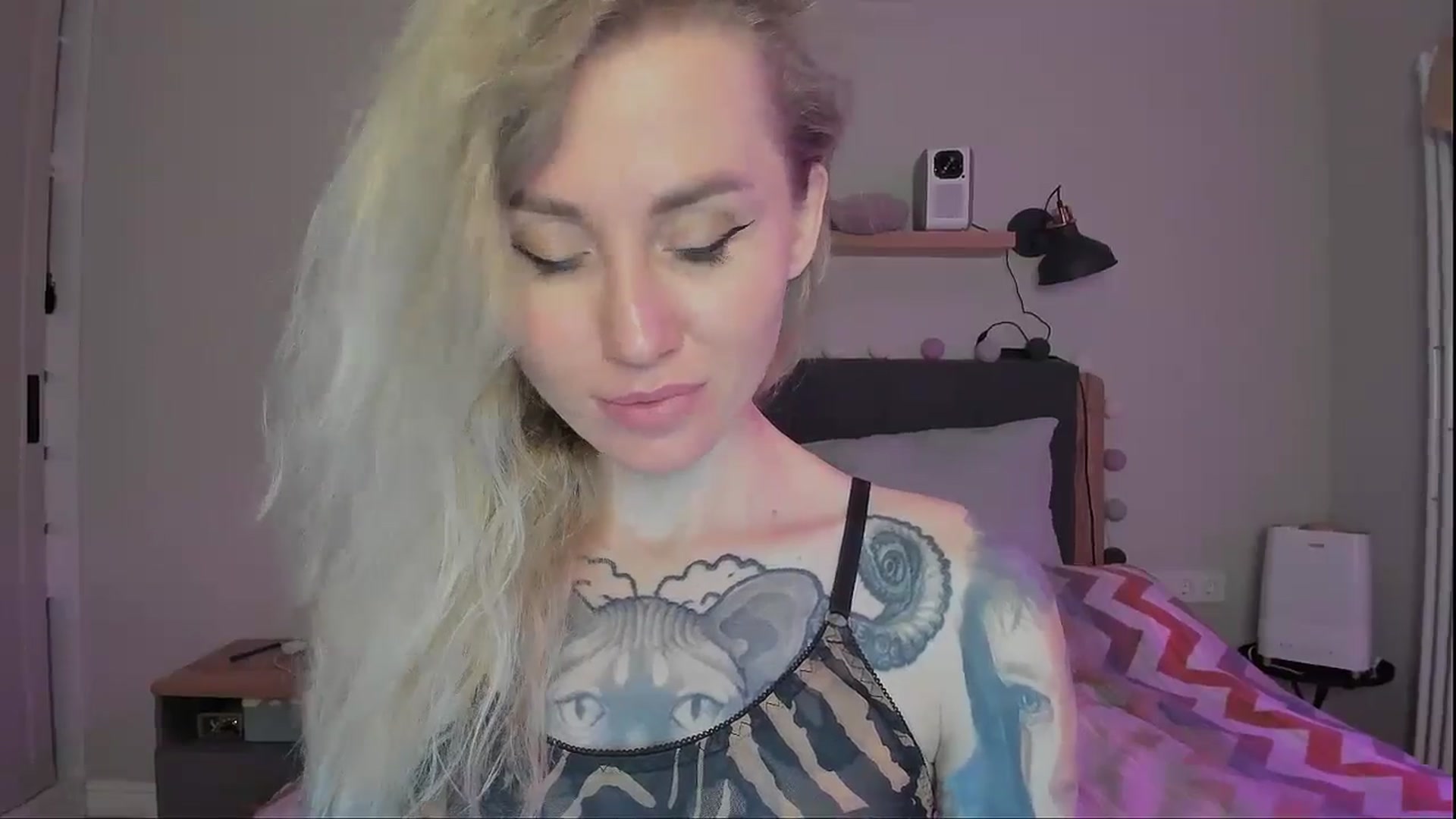 Gallery image thumbnail from Alexa_Smithhh's myfreecams stream on, 09/23/2024, 21:34 image 3 of 20
