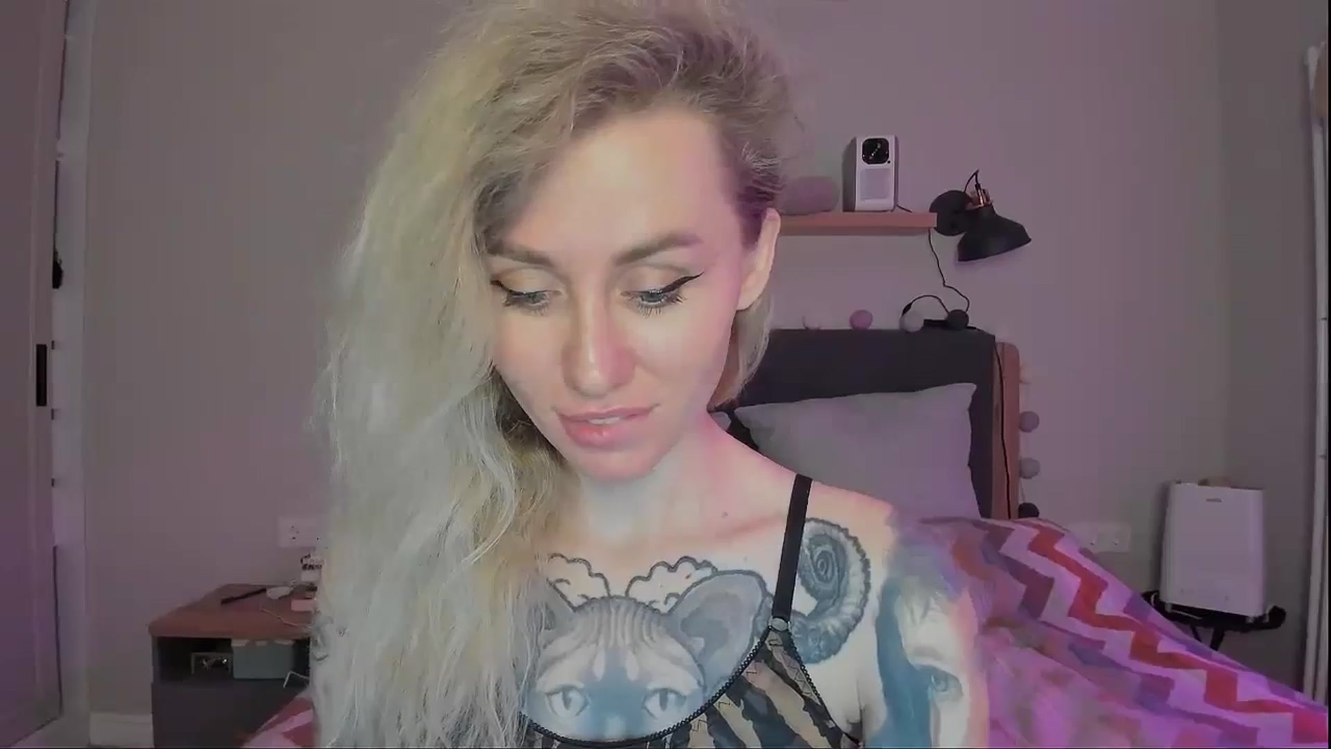 Gallery image thumbnail from Alexa_Smithhh's myfreecams stream on, 09/23/2024, 21:34 image 9 of 20