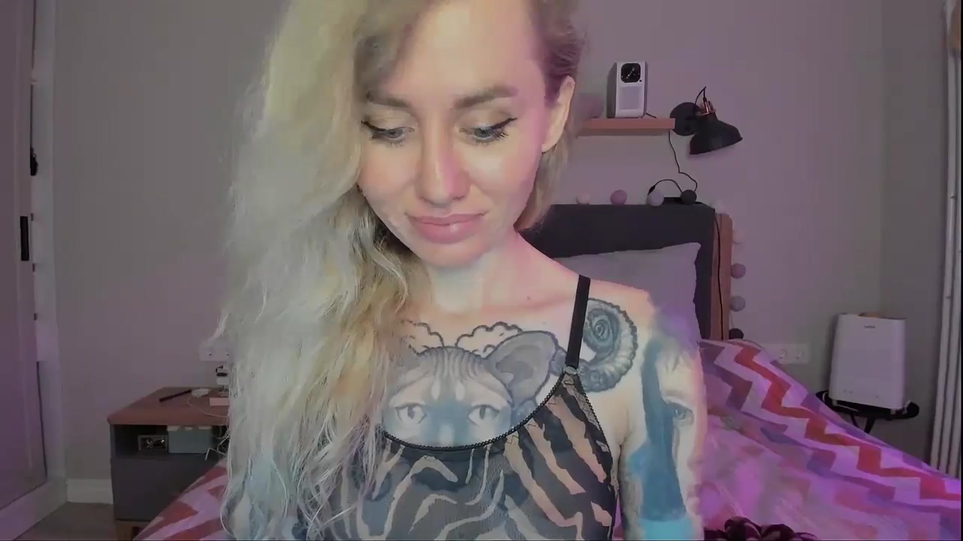 Gallery image thumbnail from Alexa_Smithhh's myfreecams stream on, 09/23/2024, 21:34 image 12 of 20