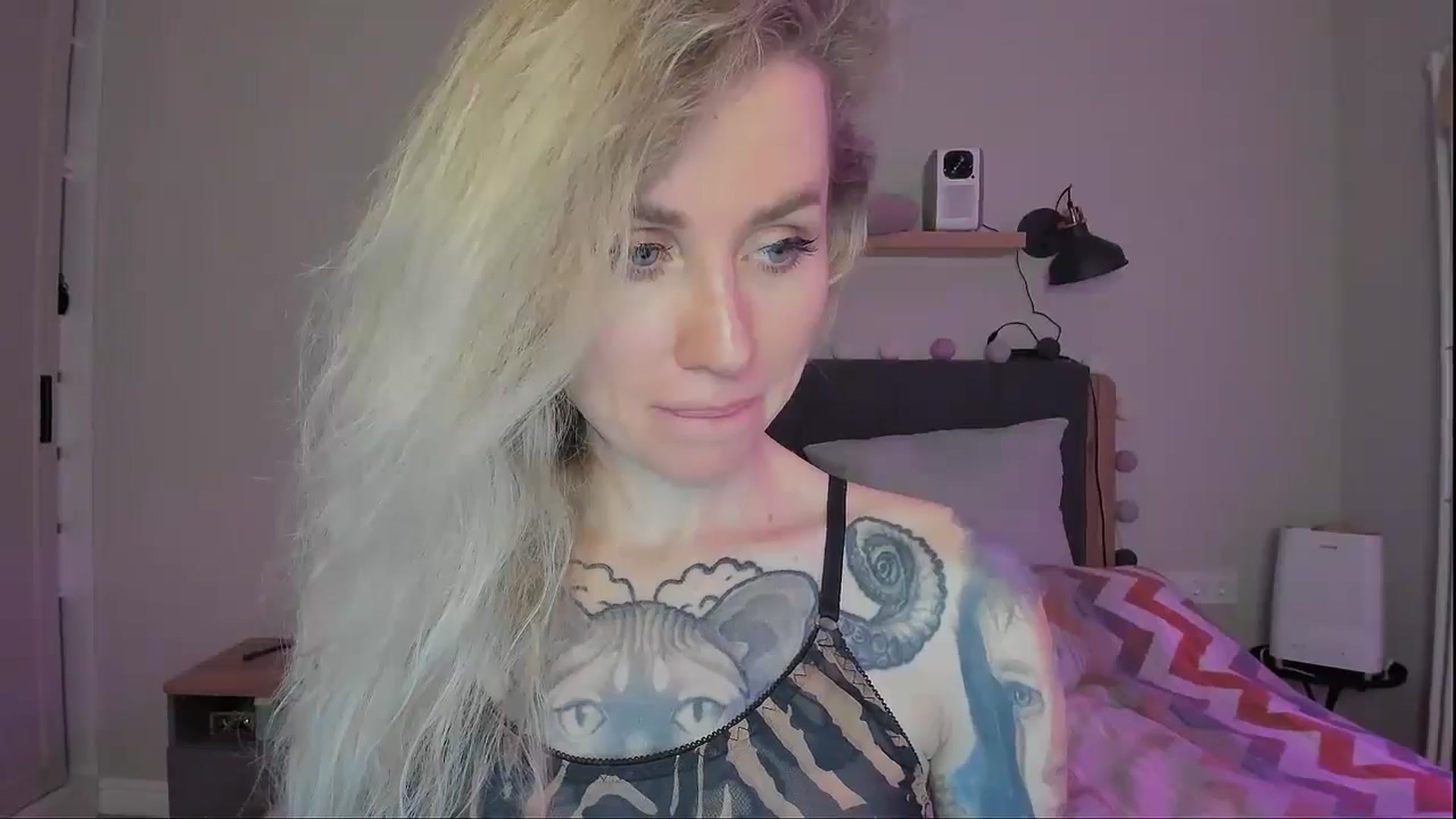 Gallery image thumbnail from Alexa_Smithhh's myfreecams stream on, 09/23/2024, 21:34 image 5 of 20