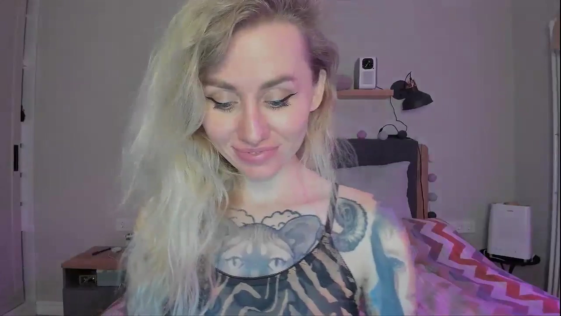 Gallery image thumbnail from Alexa_Smithhh's myfreecams stream on, 09/23/2024, 21:34 image 2 of 20