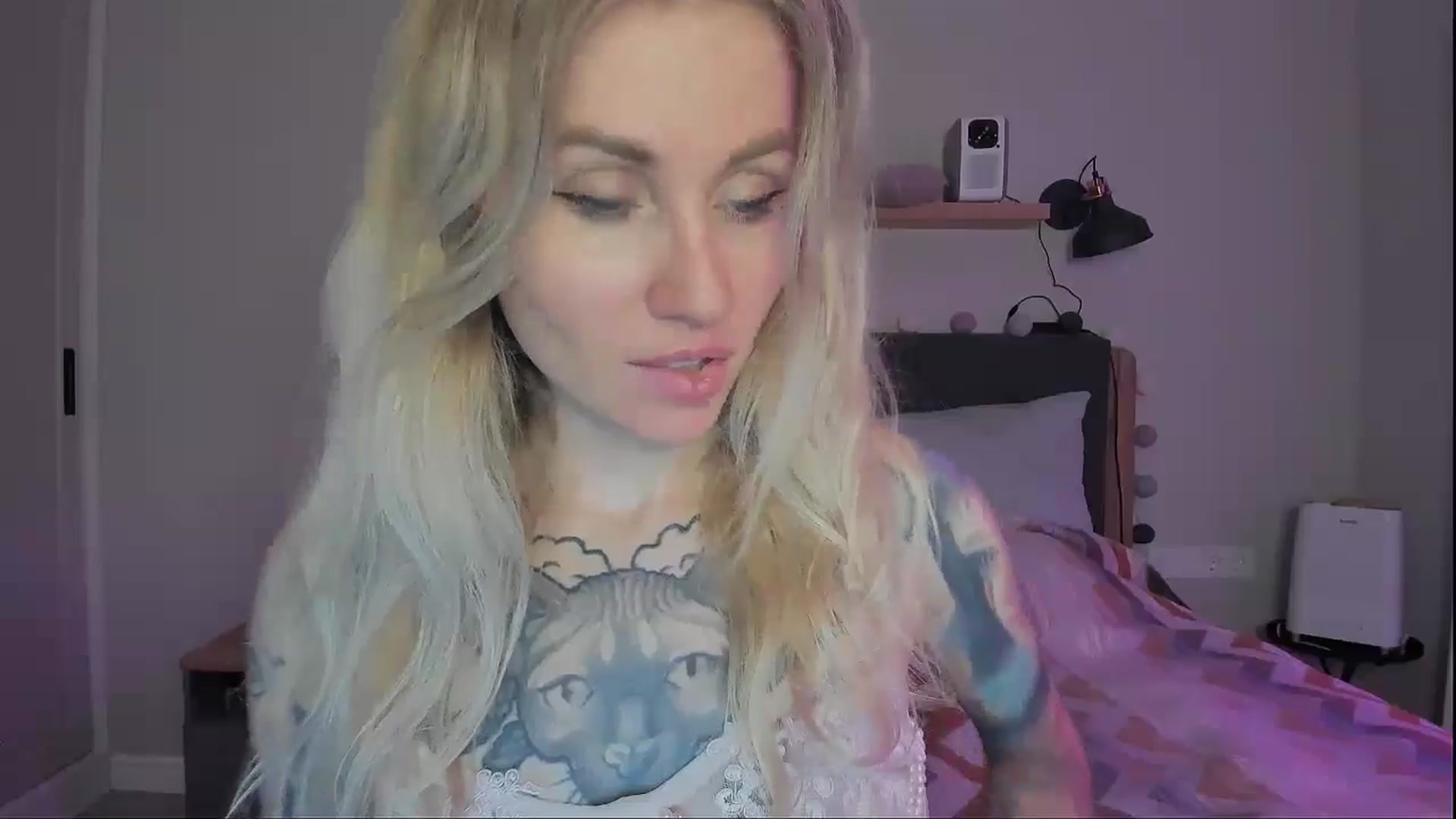 Gallery image thumbnail from Alexa_Smithhh's myfreecams stream on, 09/26/2024, 20:45 image 3 of 20