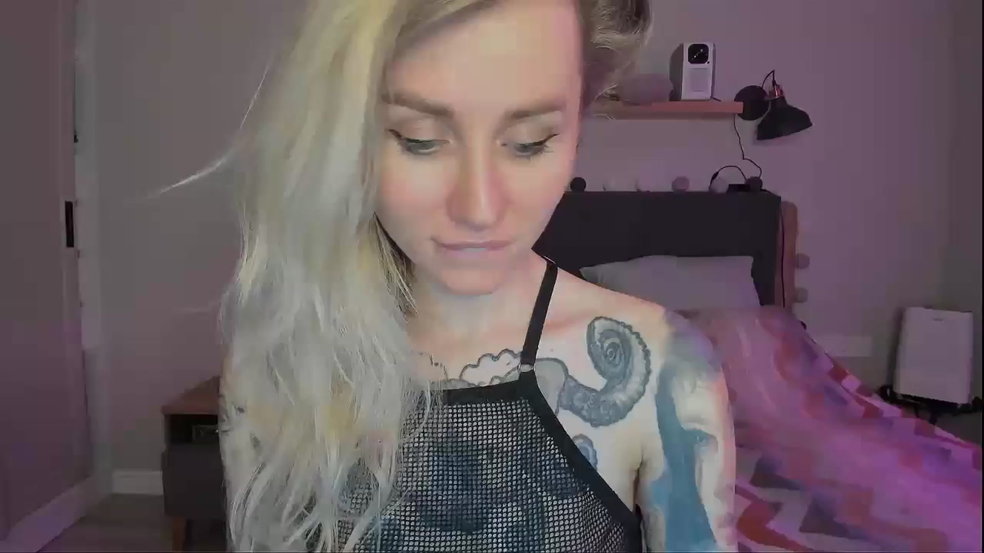 Gallery image thumbnail from Alexa_Smithhh's myfreecams stream on, 09/27/2024, 21:29 image 20 of 20