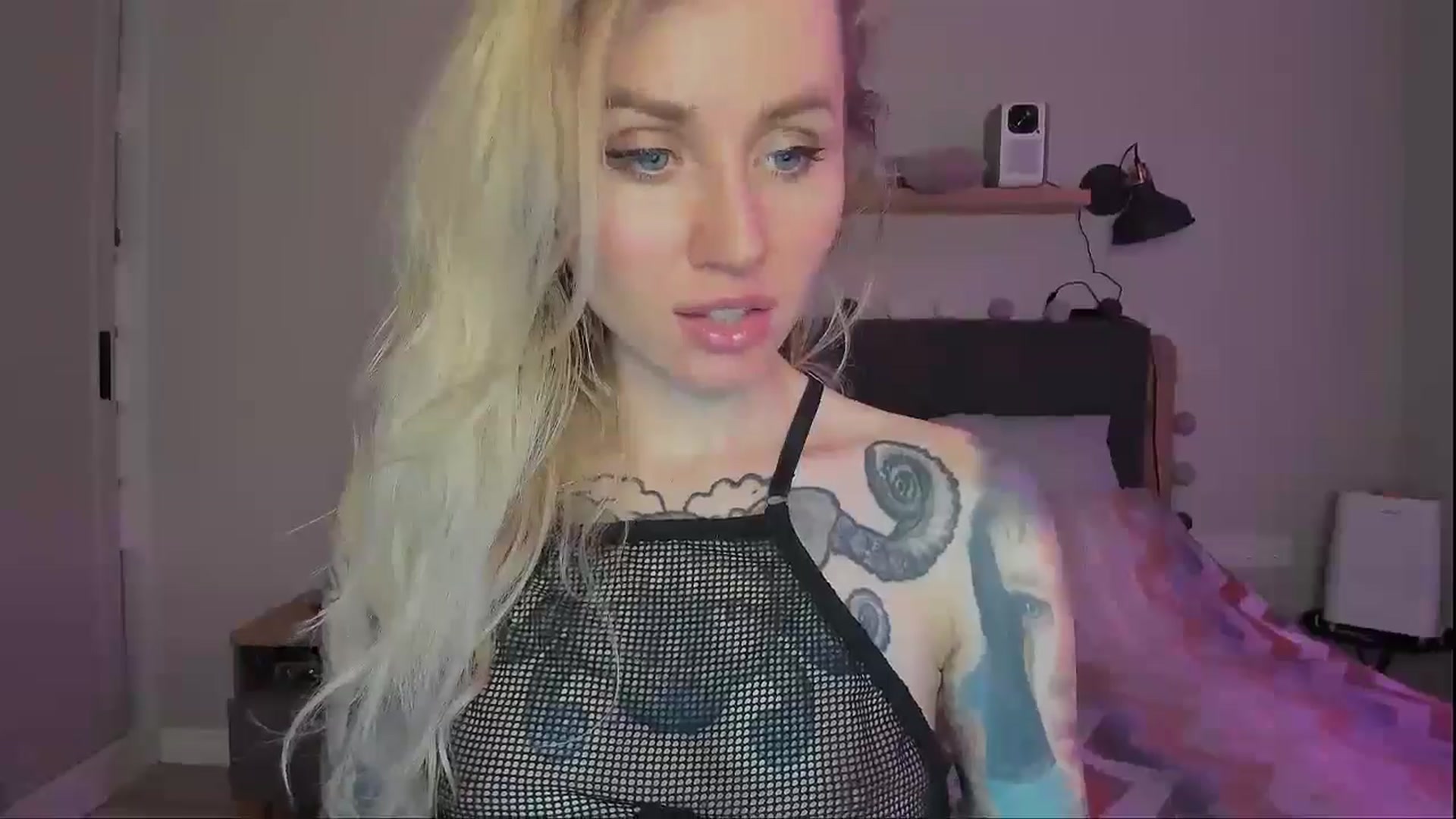 Gallery image thumbnail from Alexa_Smithhh's myfreecams stream on, 09/27/2024, 21:29 image 2 of 20