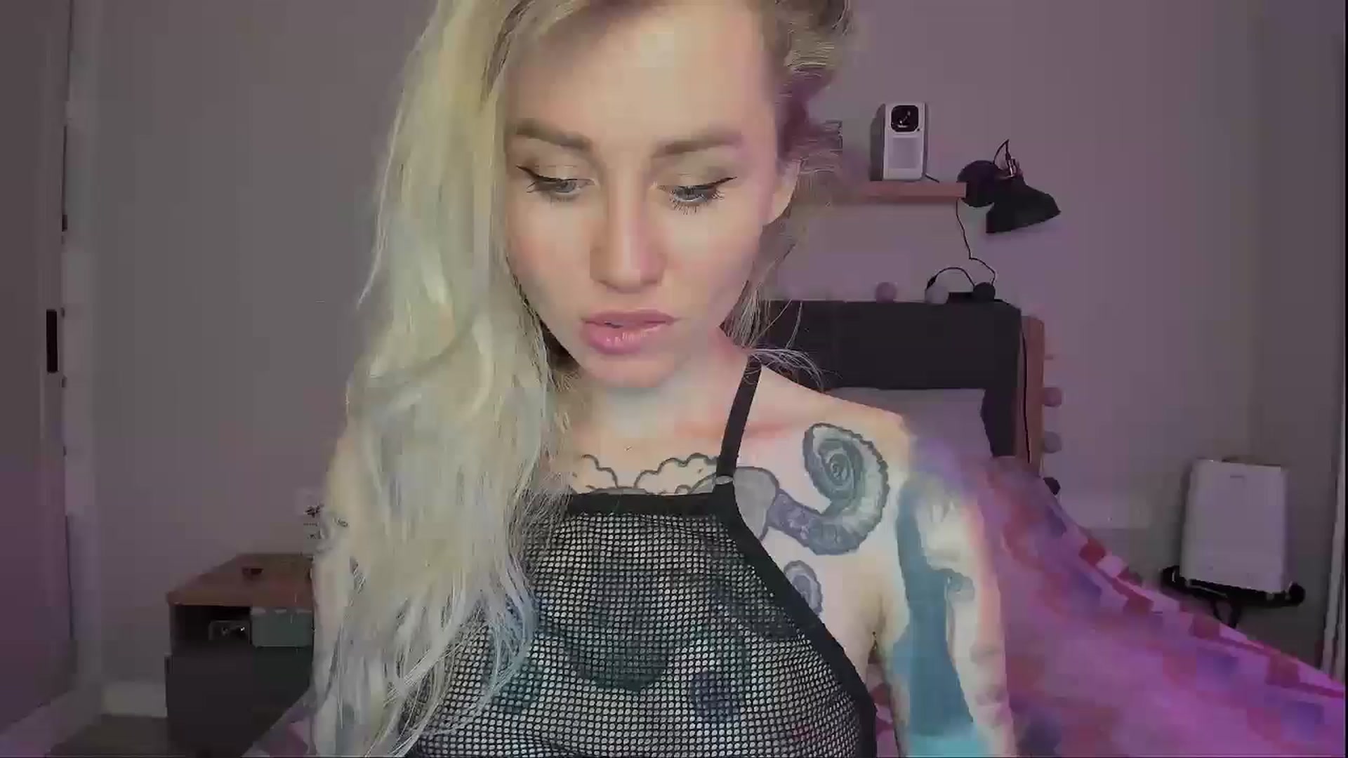 Gallery image thumbnail from Alexa_Smithhh's myfreecams stream on, 09/27/2024, 21:29 image 1 of 20