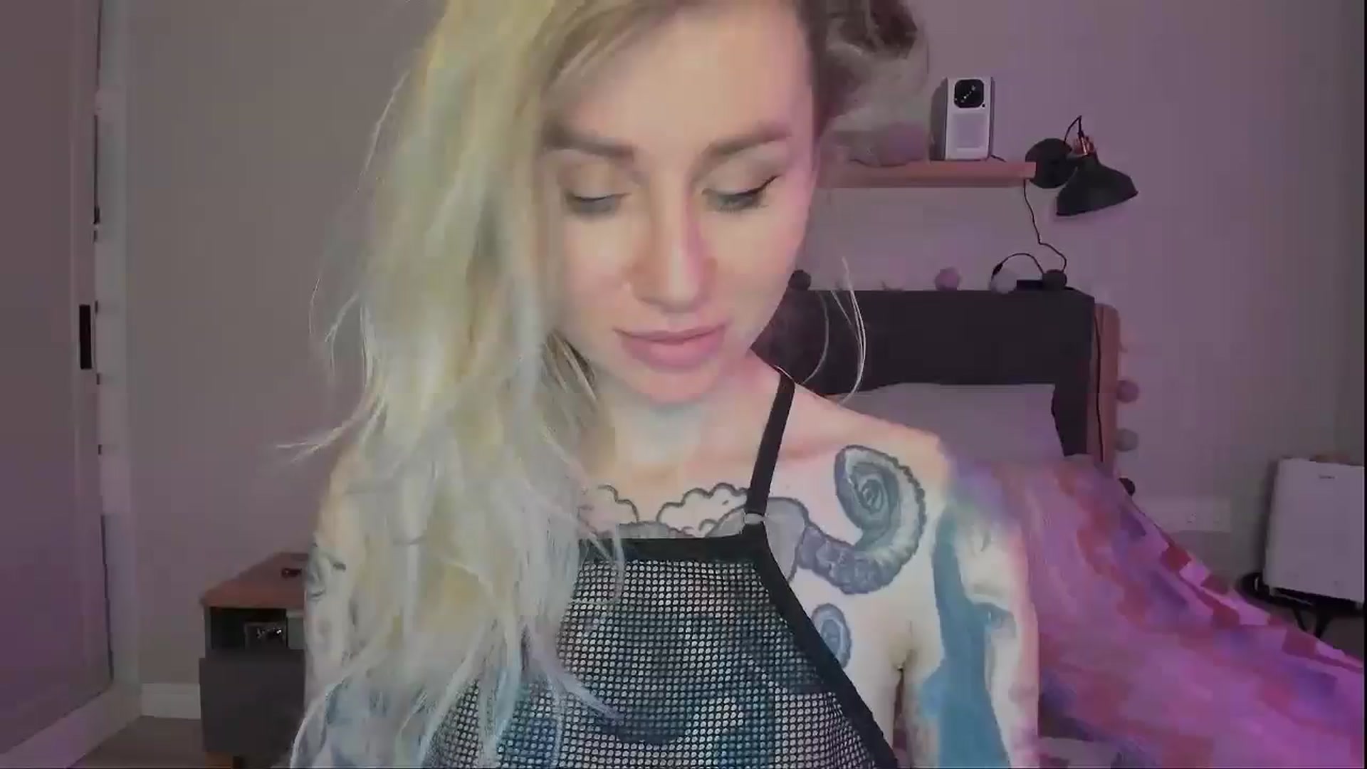 Gallery image thumbnail from Alexa_Smithhh's myfreecams stream on, 09/27/2024, 21:29 image 15 of 20