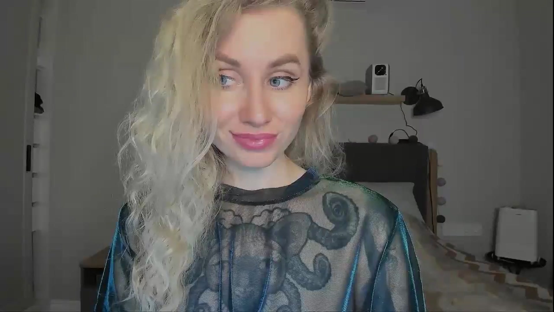 Gallery image thumbnail from Alexa_Smithhh's myfreecams stream on, 09/29/2024, 19:41 image 4 of 20
