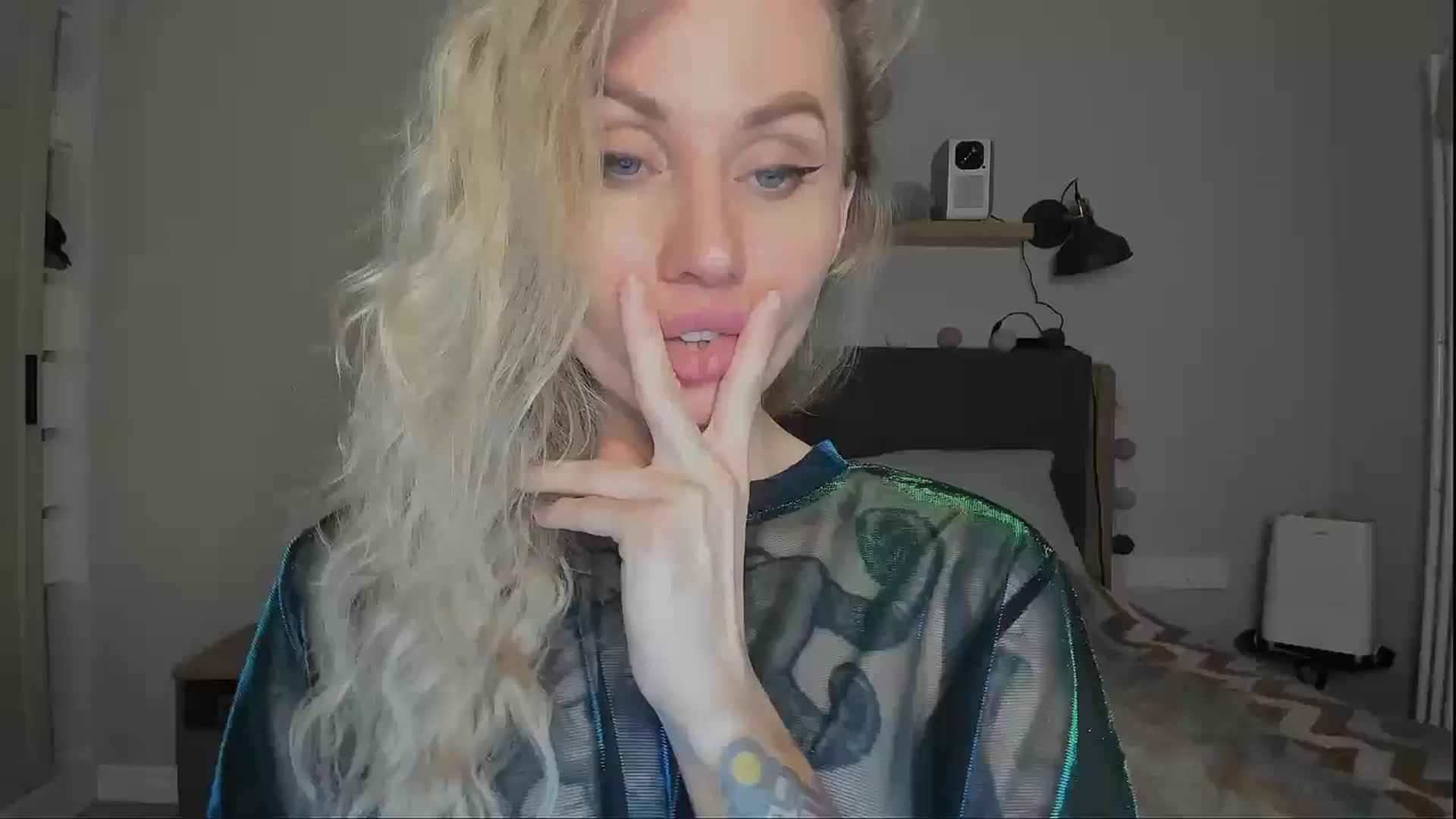 Gallery image thumbnail from Alexa_Smithhh's myfreecams stream on, 09/29/2024, 20:07 image 16 of 20