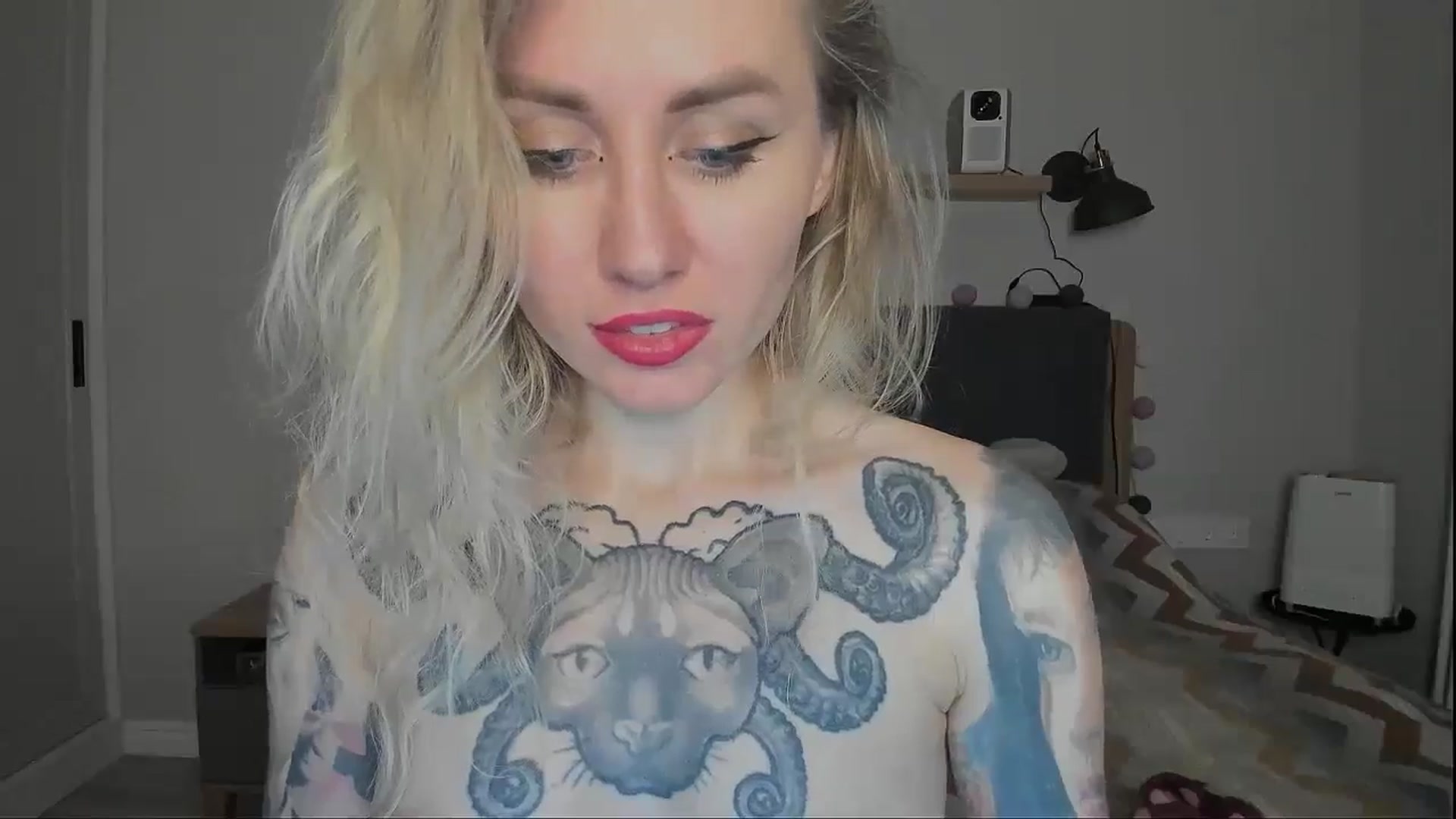 Gallery image thumbnail from Alexa_Smithhh's myfreecams stream on, 10/02/2024, 20:03 image 18 of 20