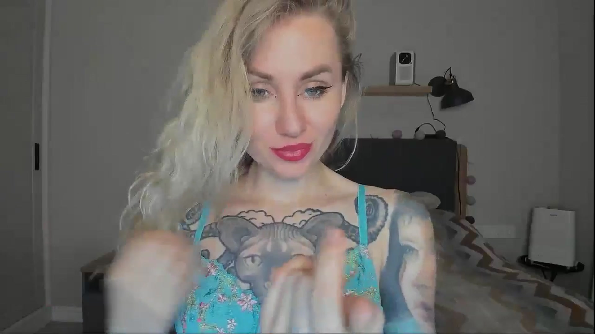 Gallery image thumbnail from Alexa_Smithhh's myfreecams stream on, 10/02/2024, 20:03 image 15 of 20